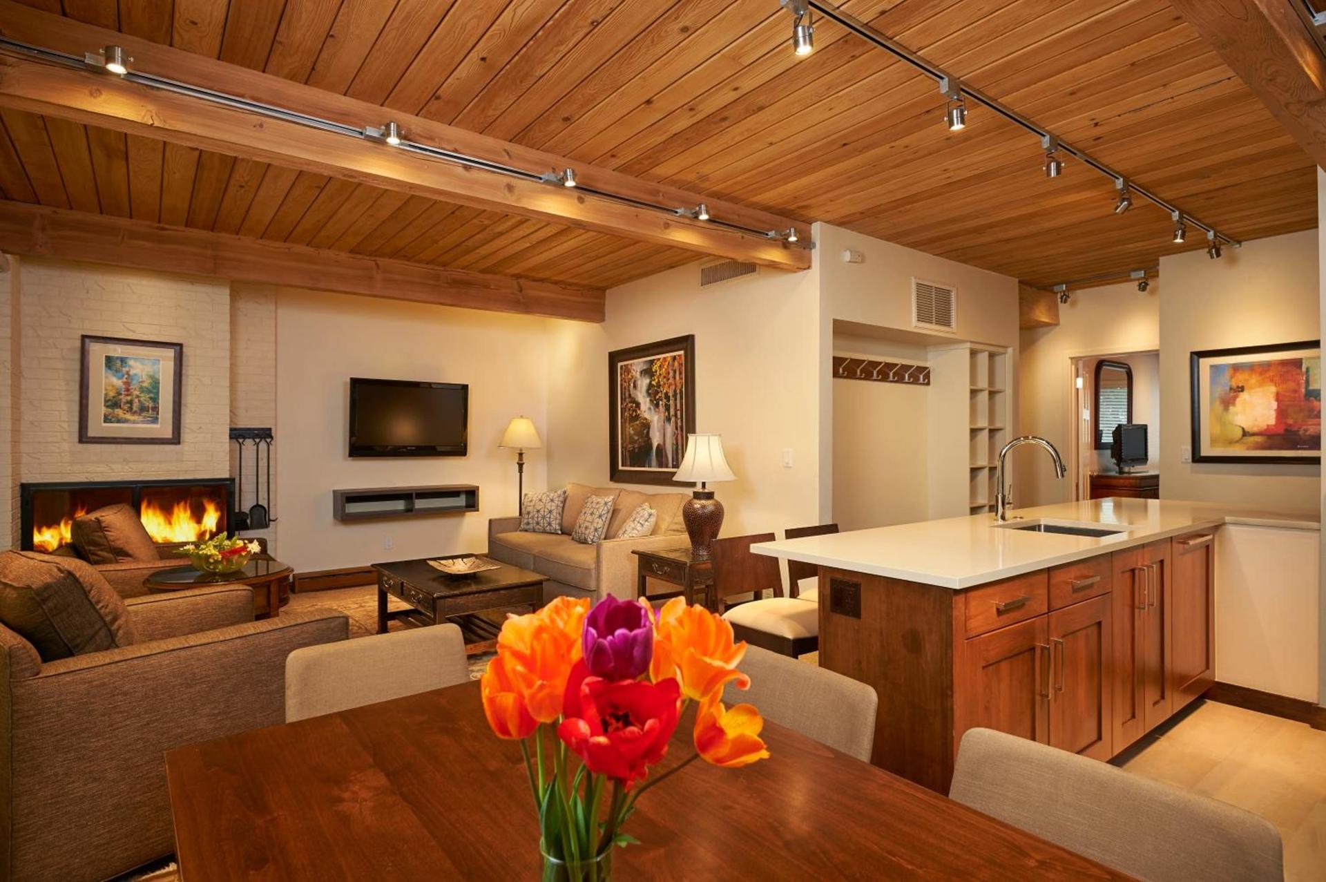 Aspen Square Condominium Hotel photo 75