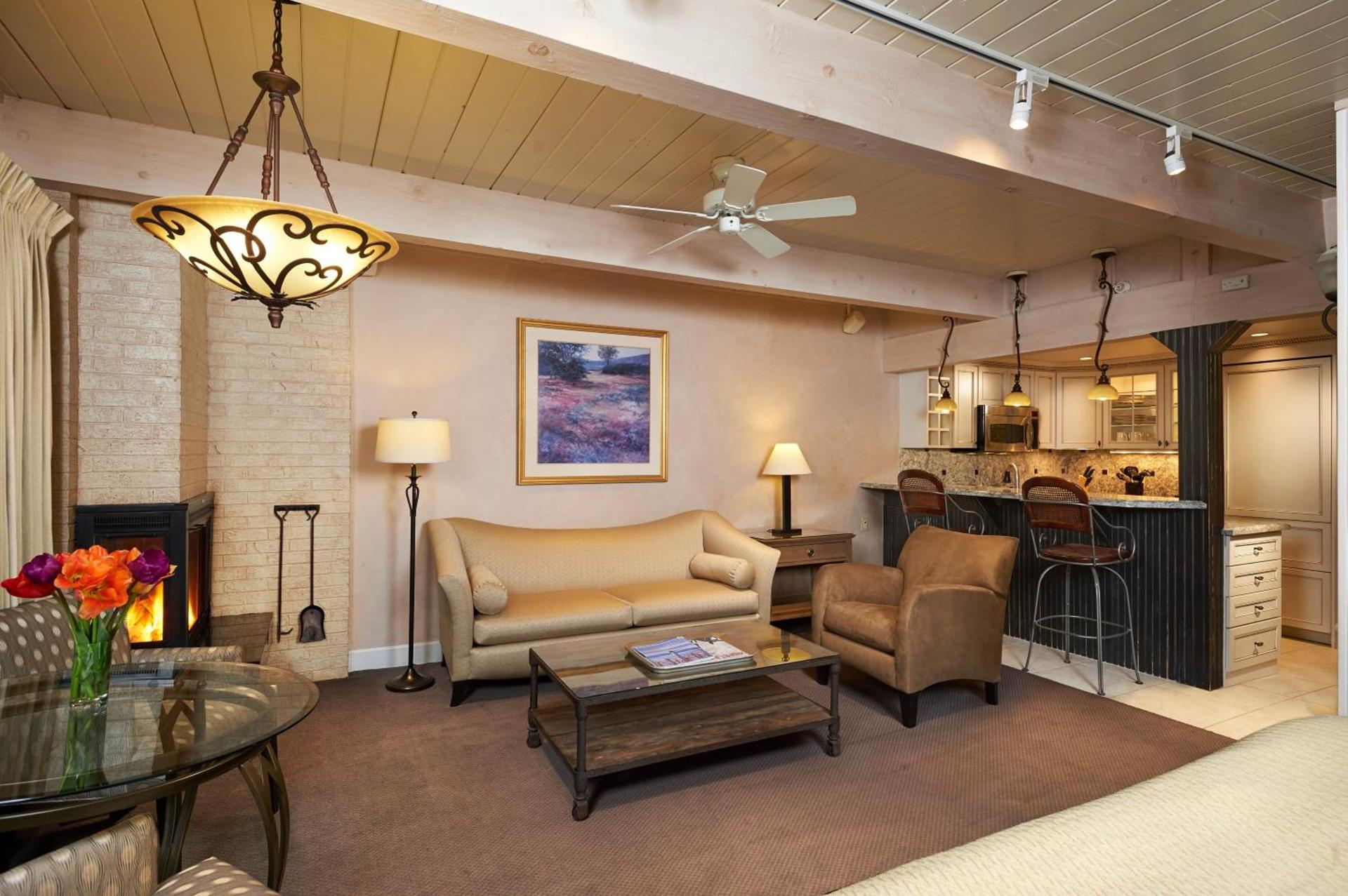 Aspen Square Condominium Hotel photo 65