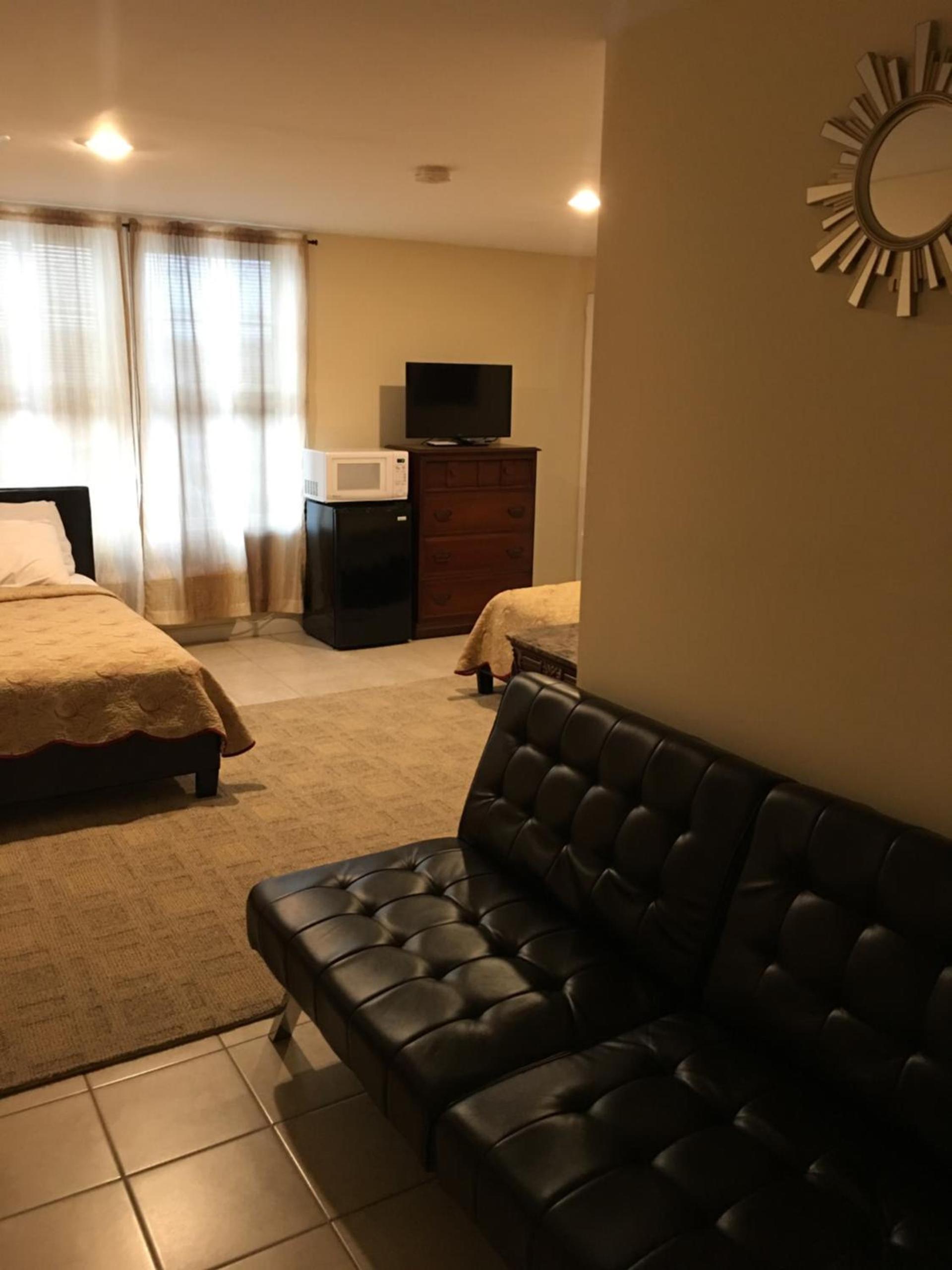 Misquamicut Beach Front Inn photo 13