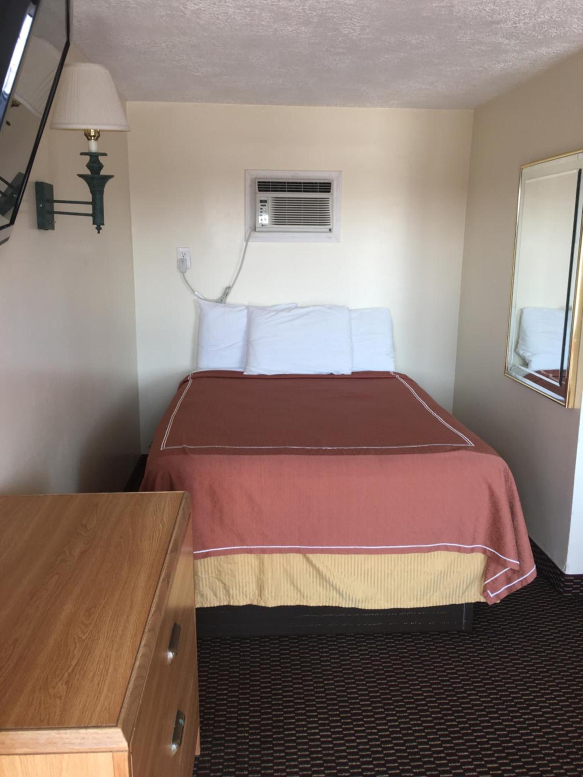 Caravan Motel photo 11