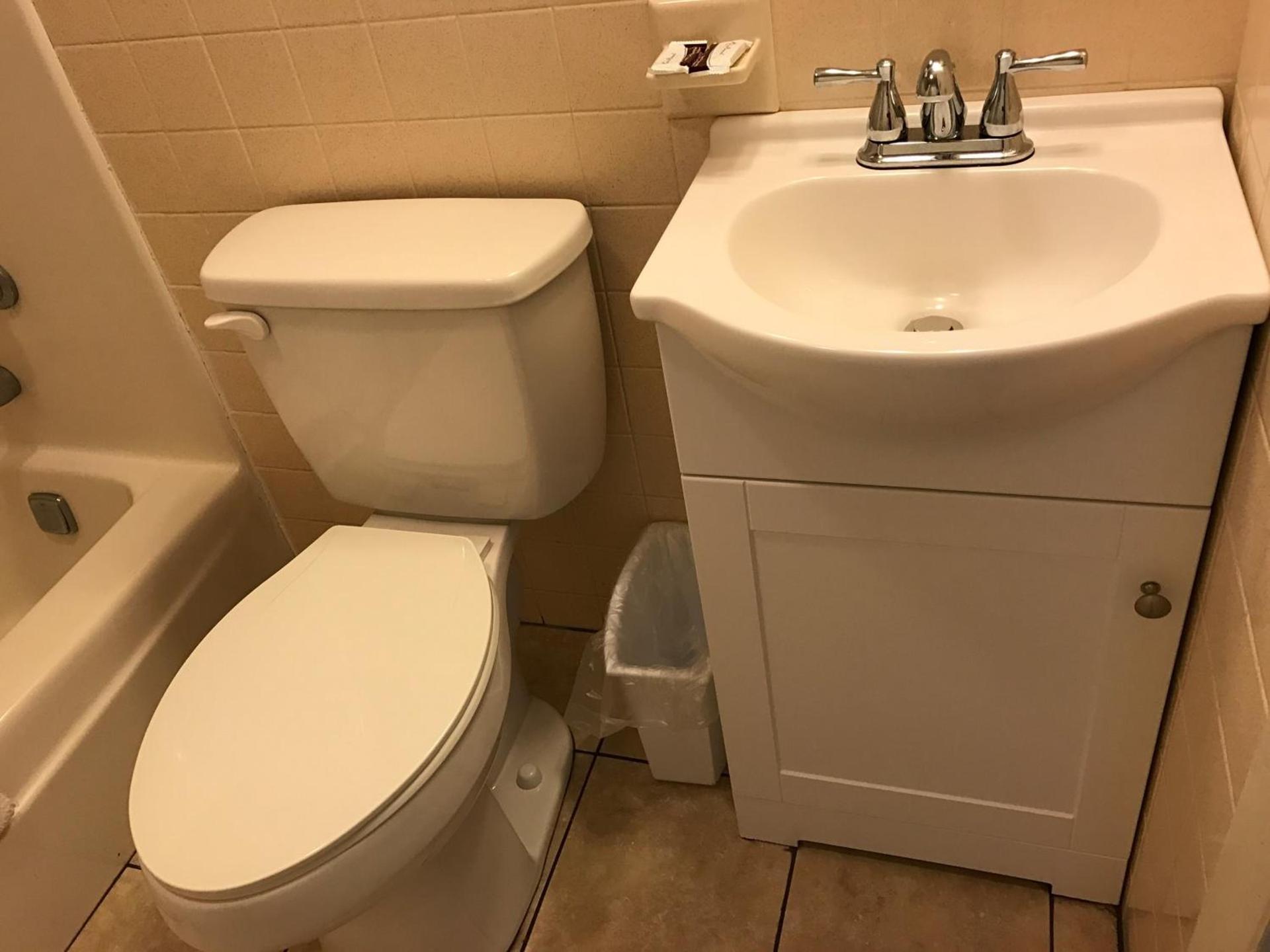 Blue Note Motor Inn photo 6