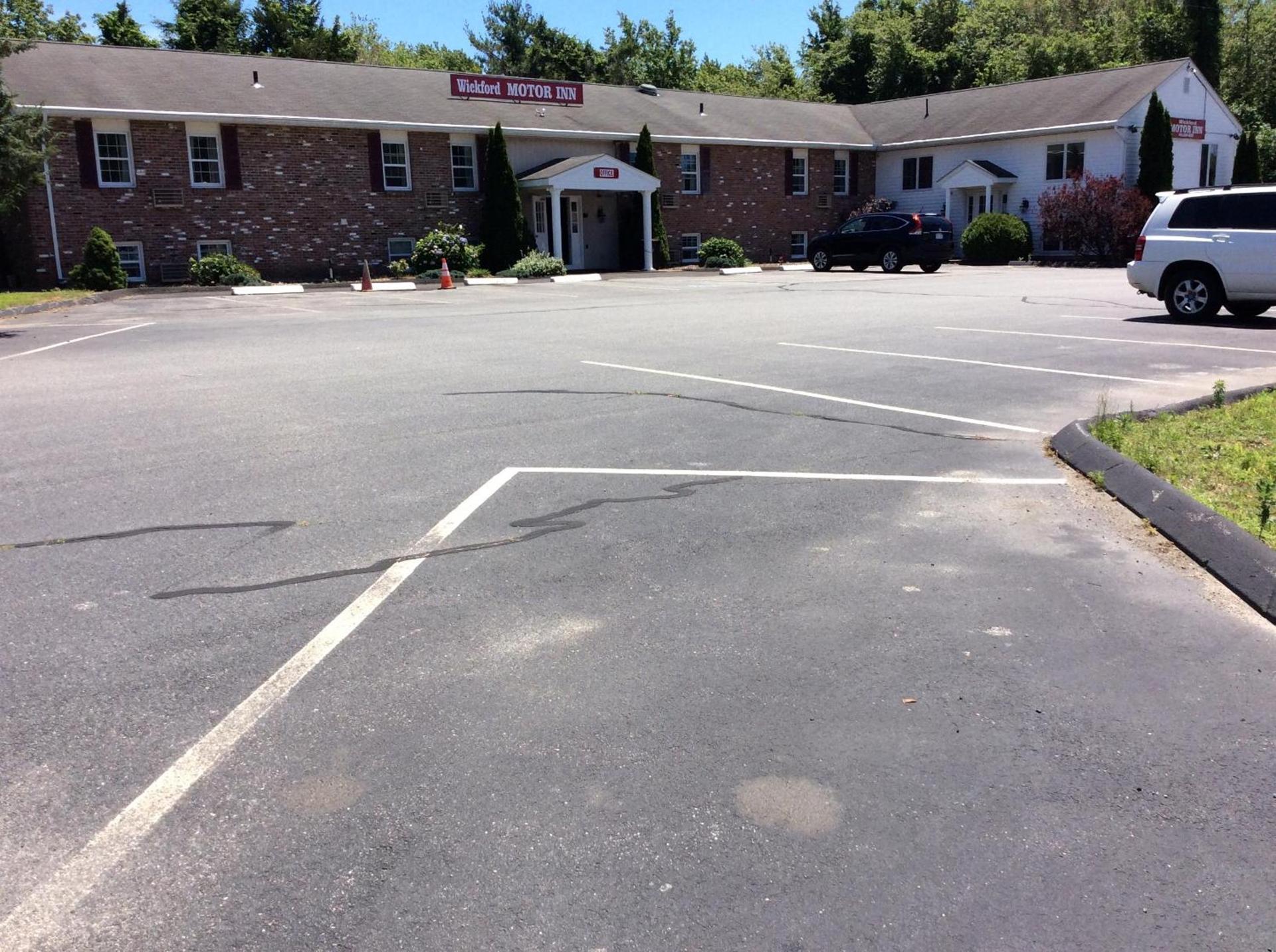 Wickford Motor Inn photo 16