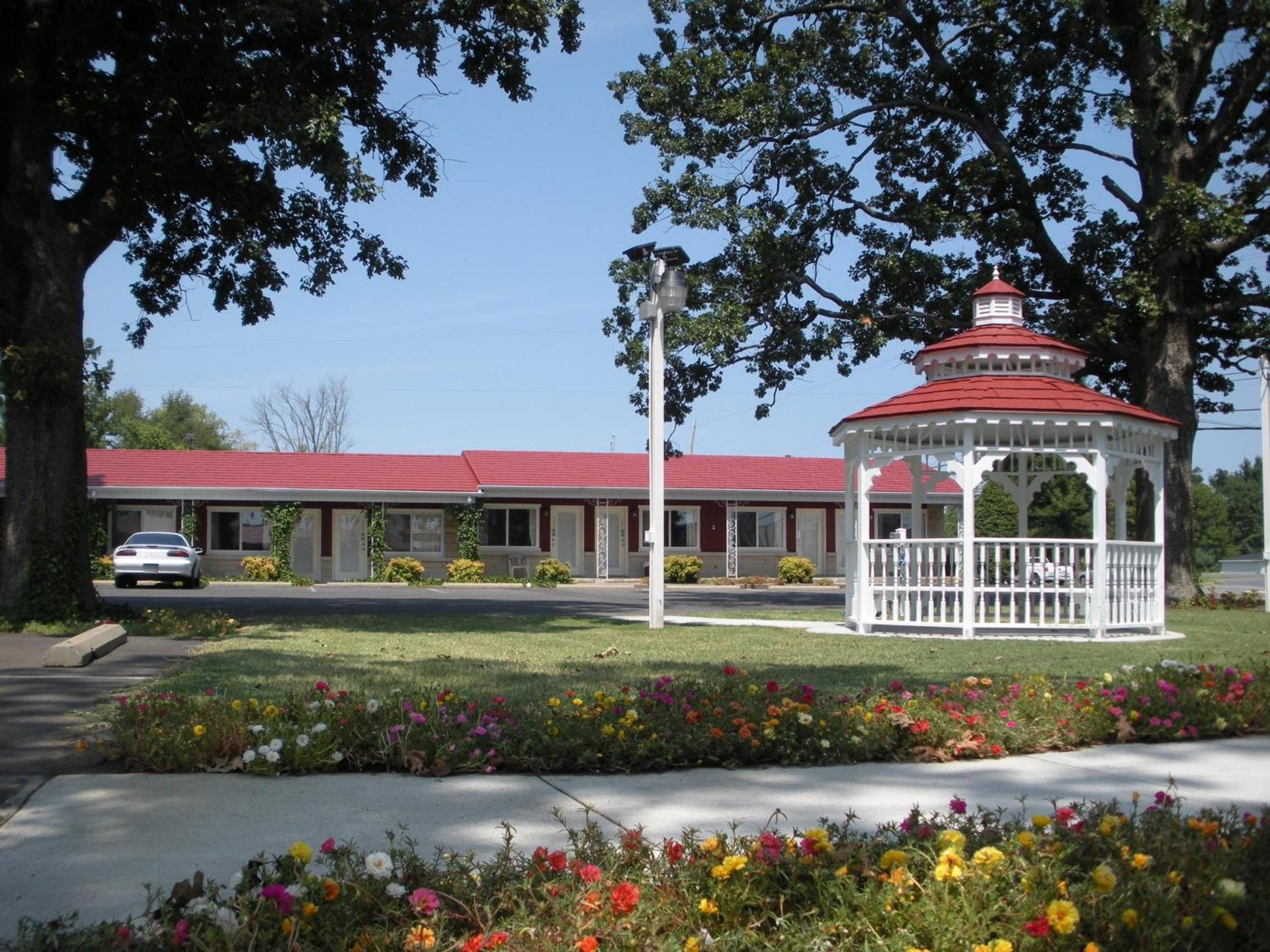 Murray Inn and Art Gallery photo 2