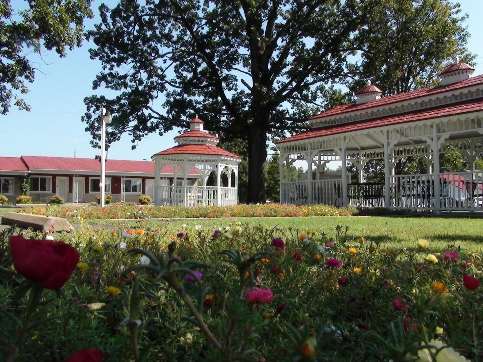 Murray Inn and Art Gallery photo 25