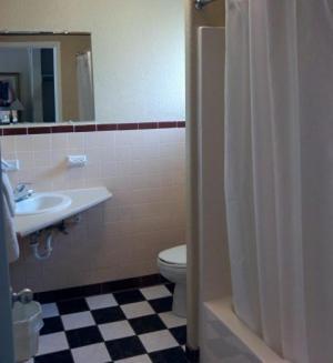 Western Inn photo 13