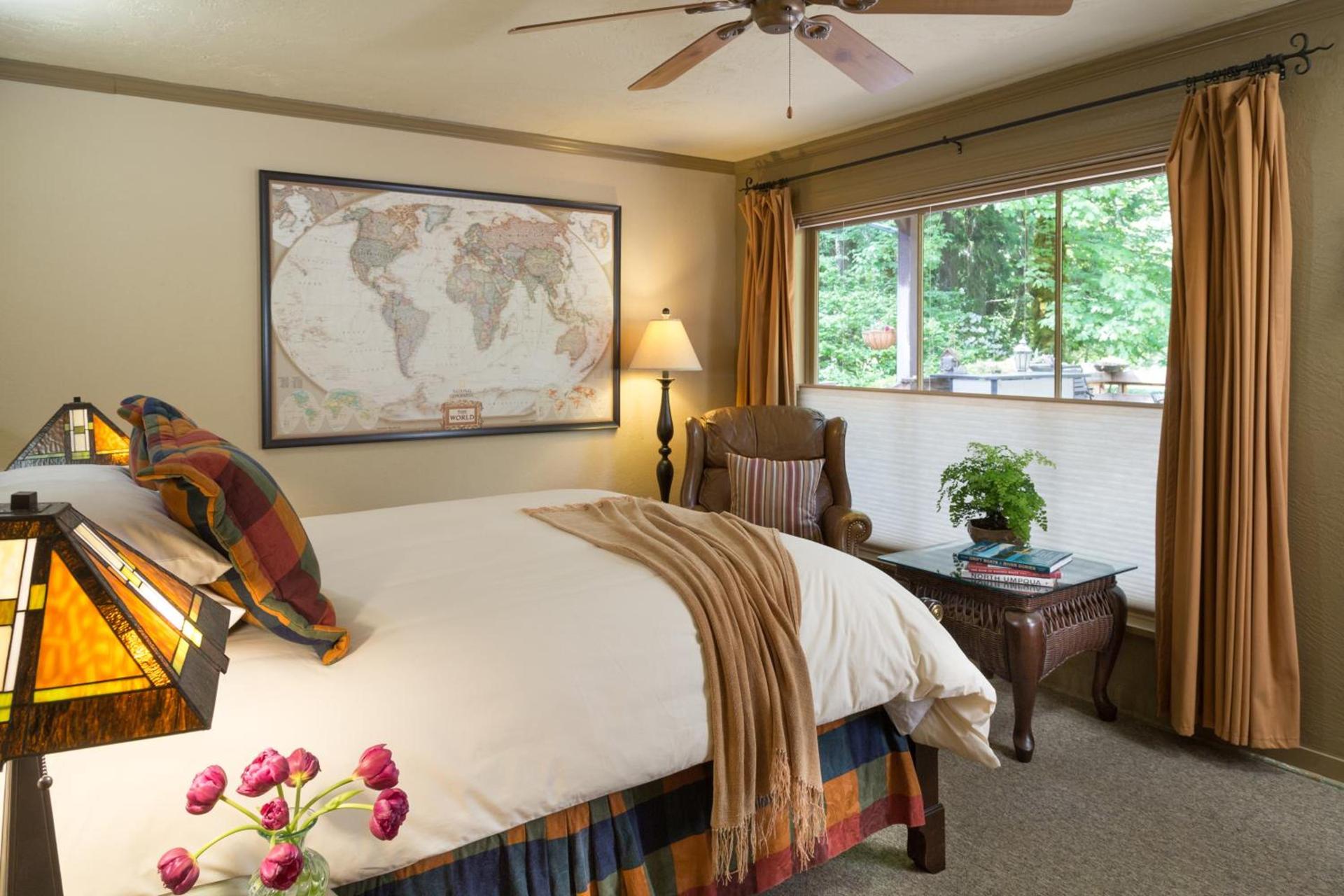 Eagle Rock Lodge photo 16