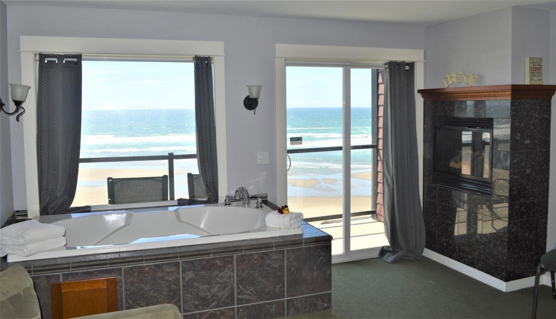 Starfish Manor Oceanfront Hotel photo 25