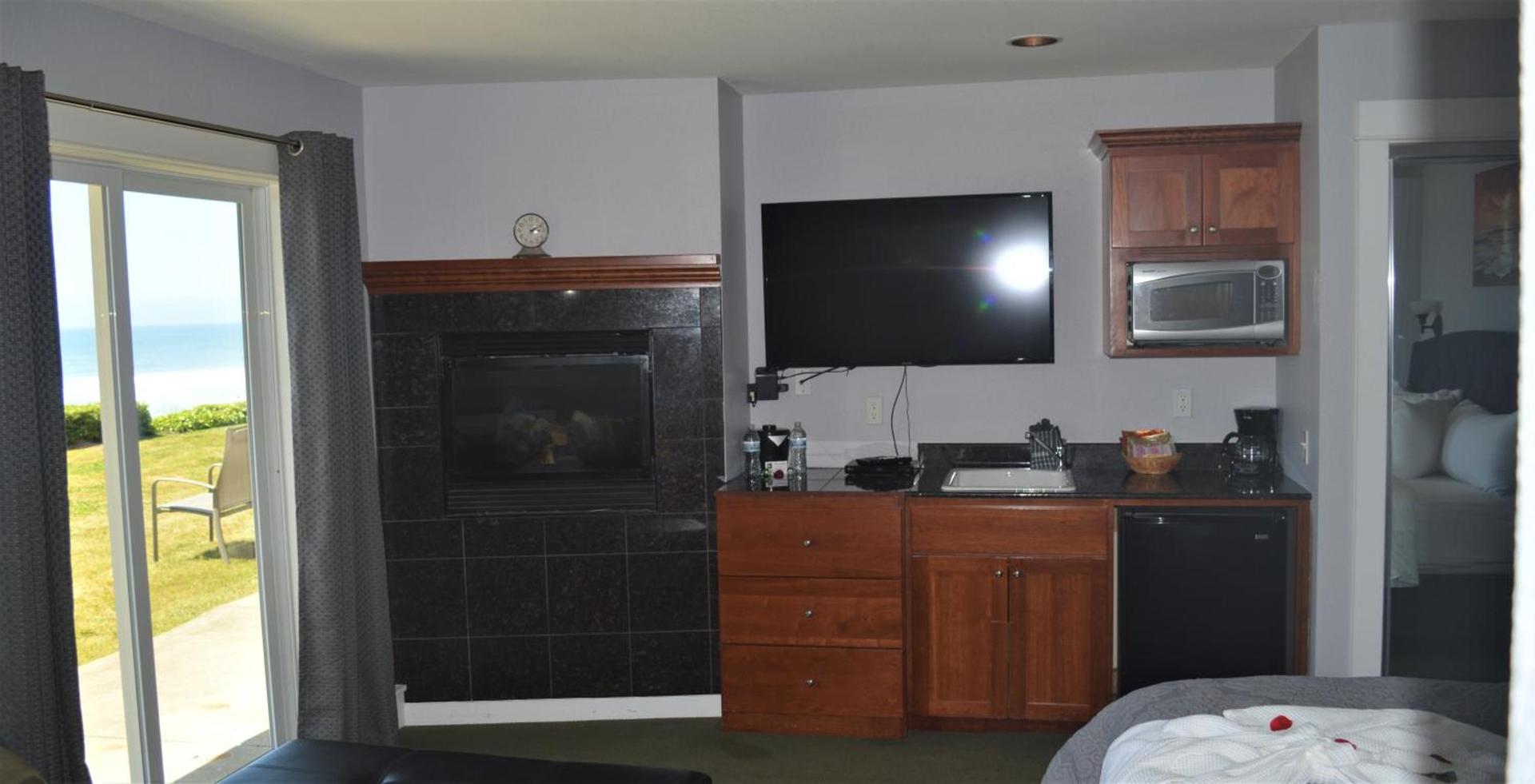 Starfish Manor Oceanfront Hotel photo 36