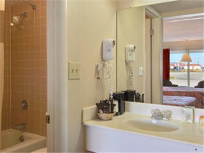 Days Inn by Wyndham Mt. Sterling photo 19