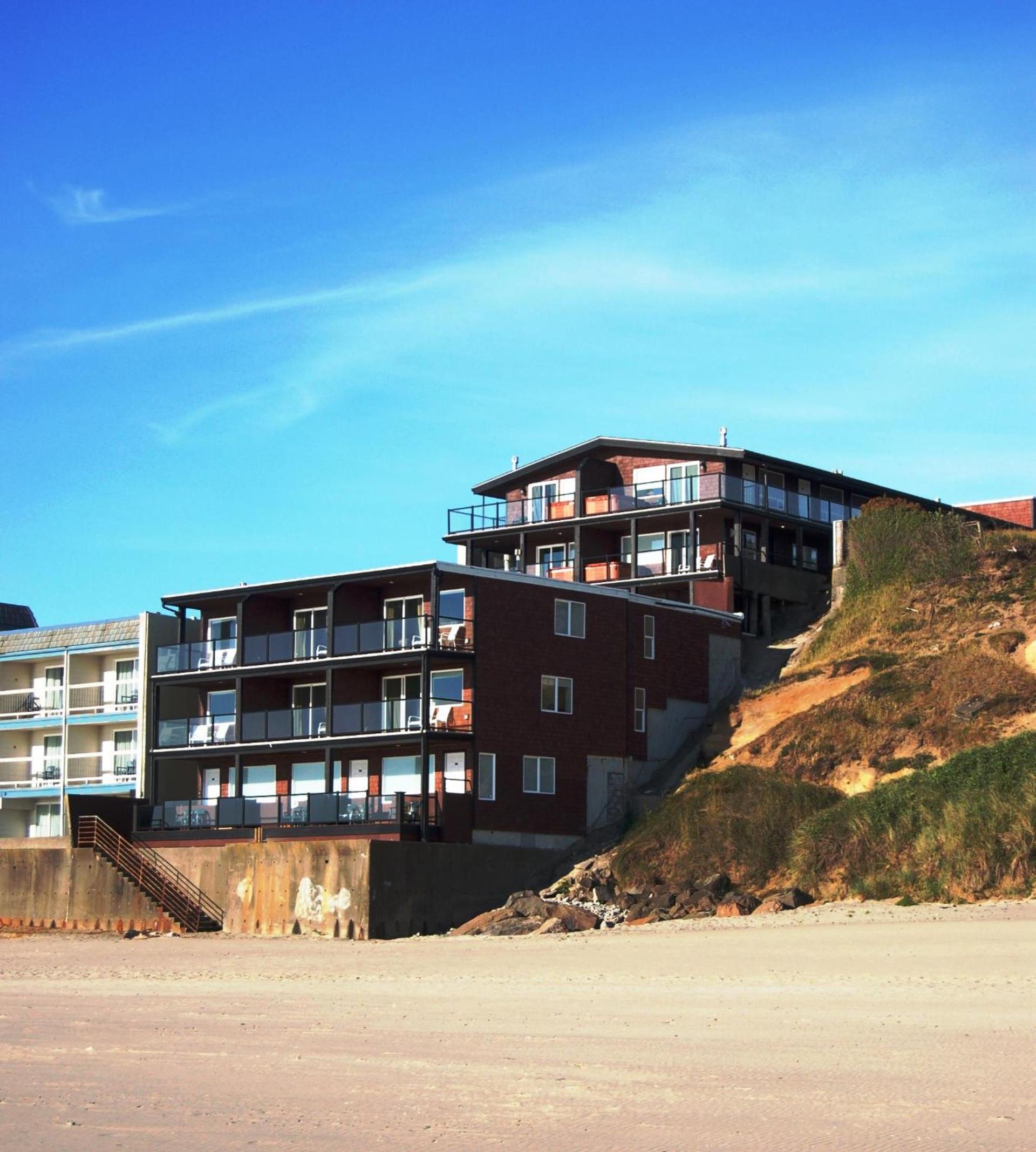Beachfront Manor Hotel photo 21