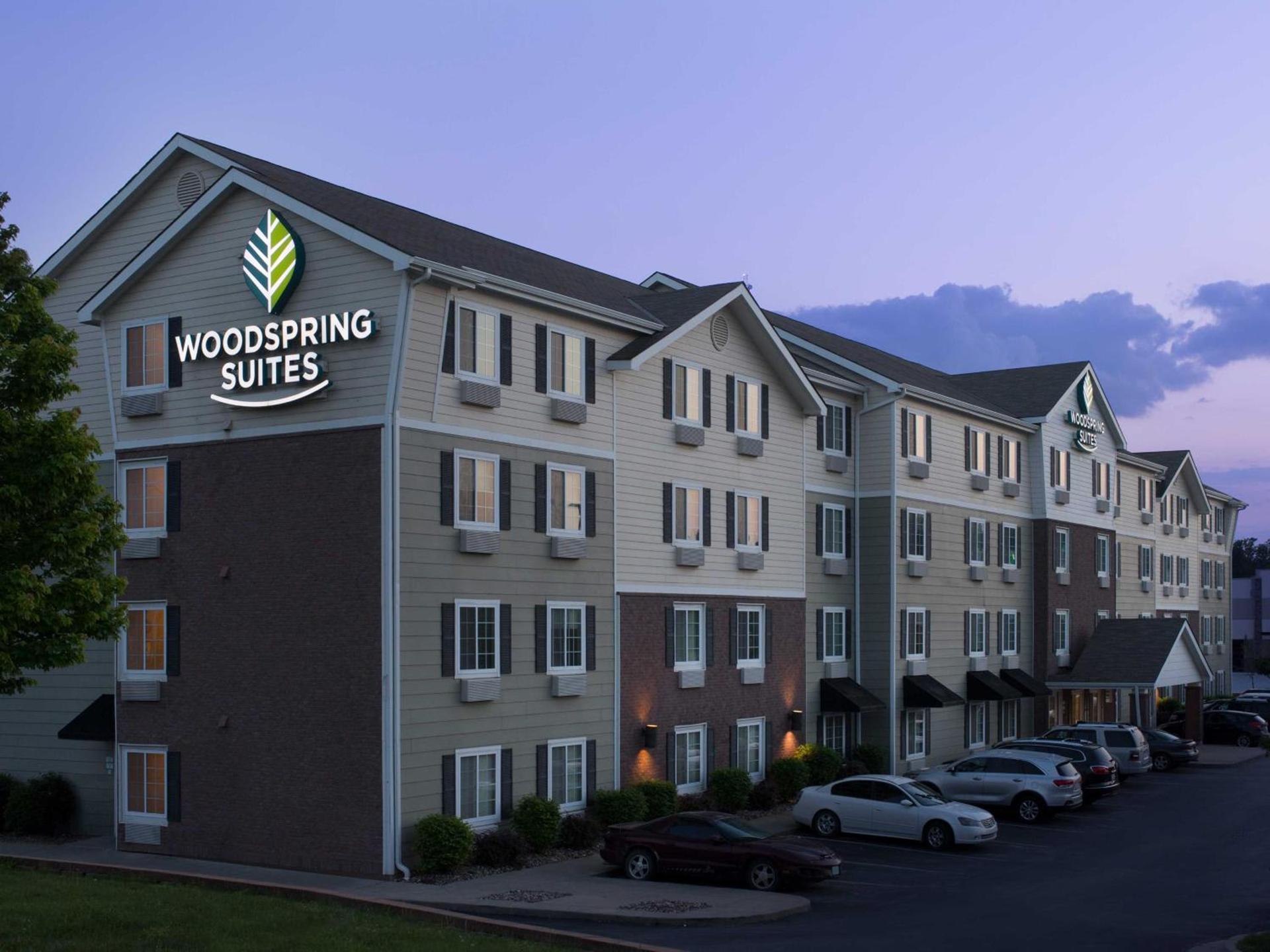WoodSpring Suites Kansas City Liberty photo 3