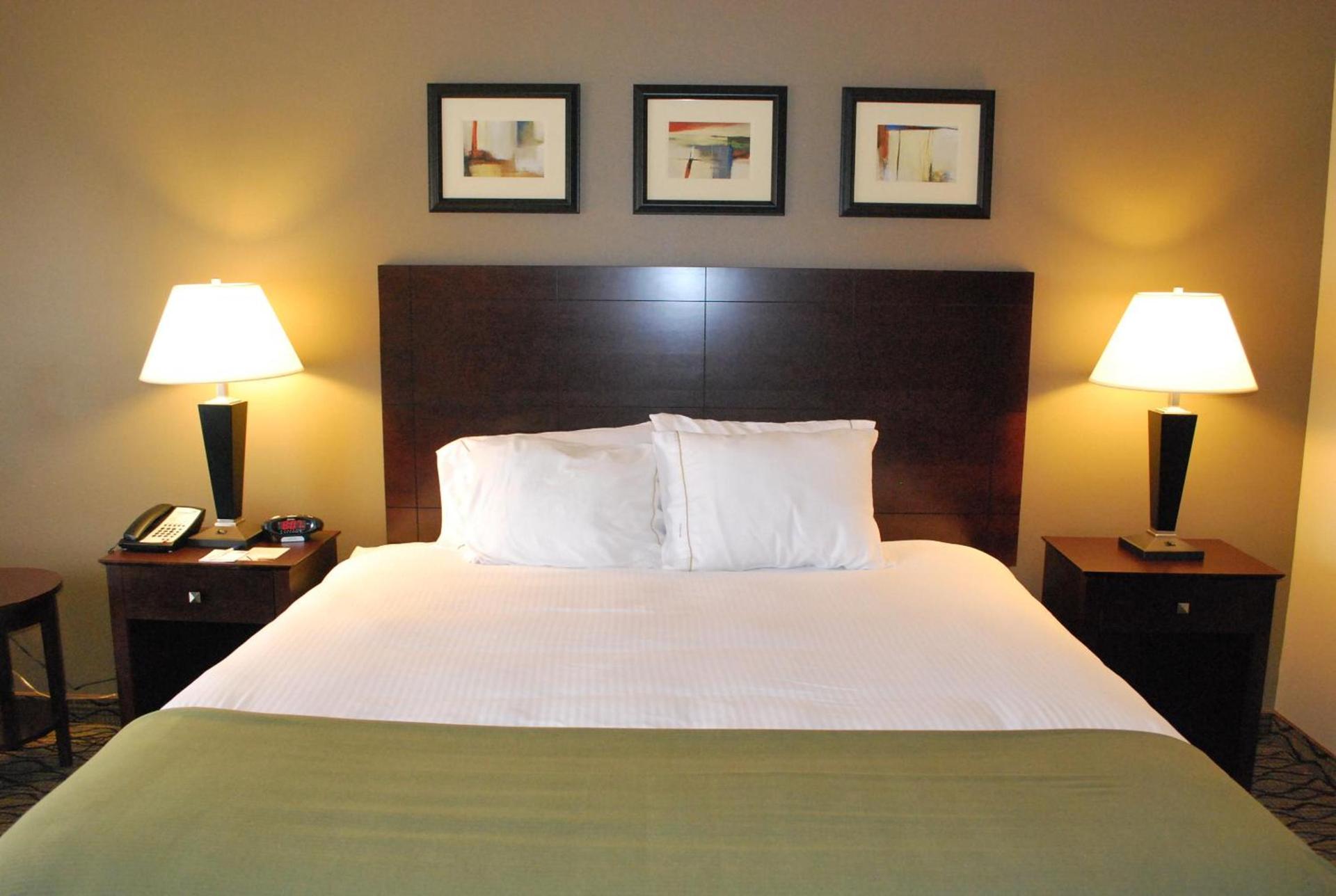 Holiday Inn Express Bloomington West by IHG photo 8