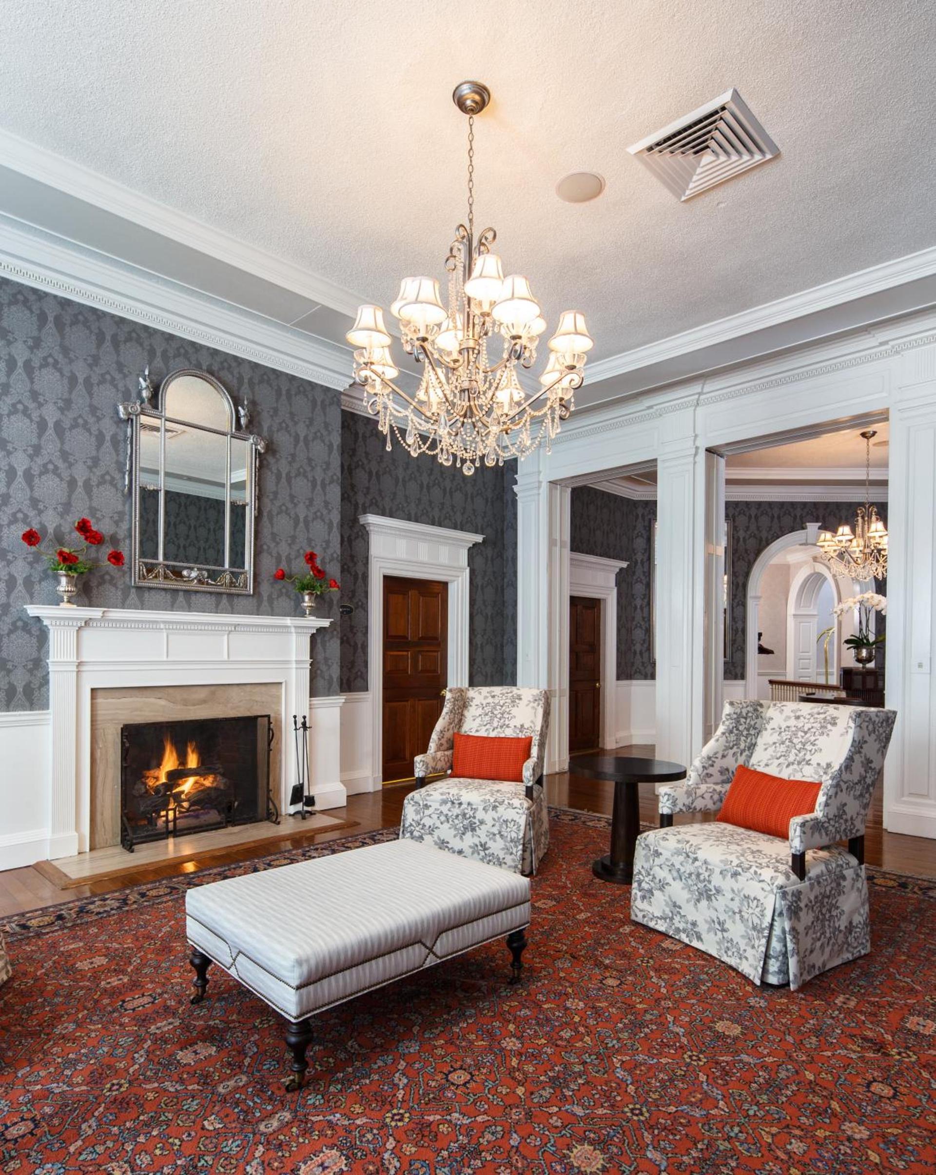 The Tidewater Inn photo 12