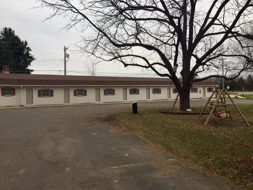 White Valley Motel photo 1