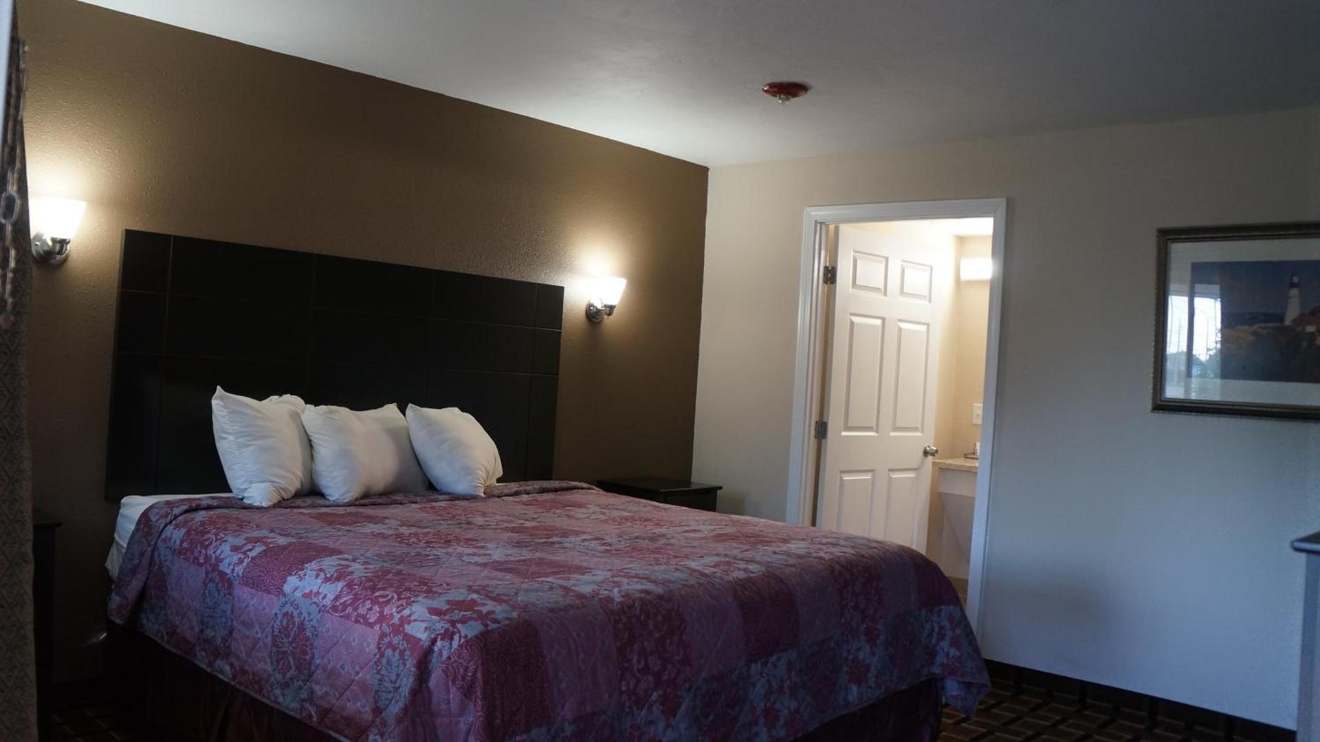 Best Stay Inn photo 24