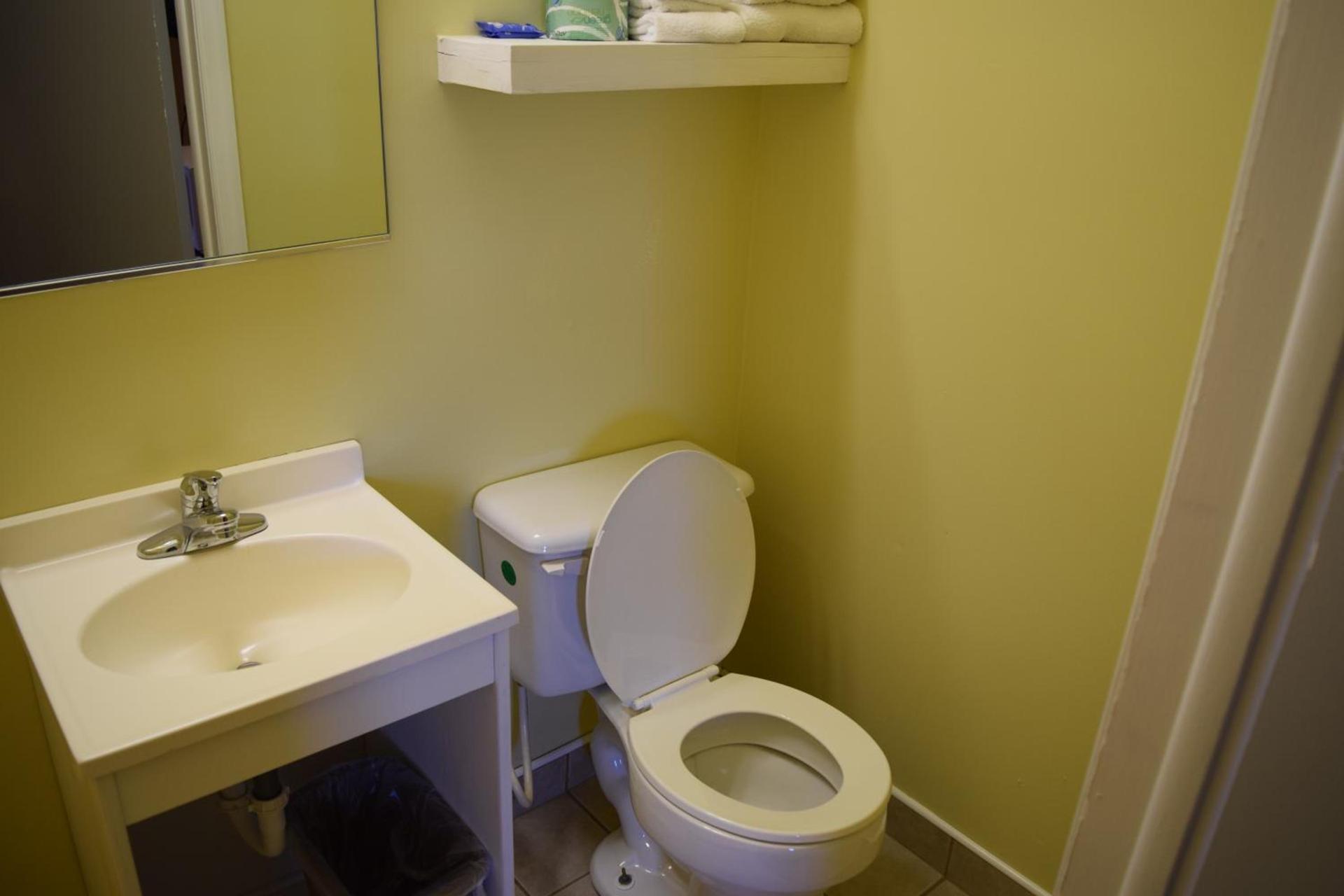 White Oaks Motel Pennsville/Carneys Point photo 34
