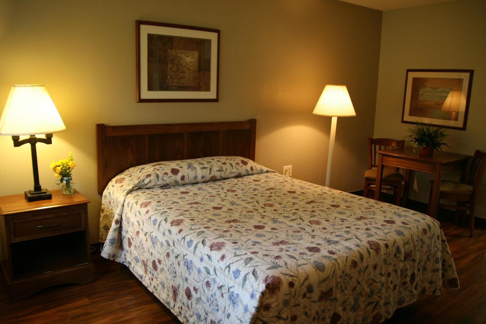 Affordable Suites Jacksonville photo 32