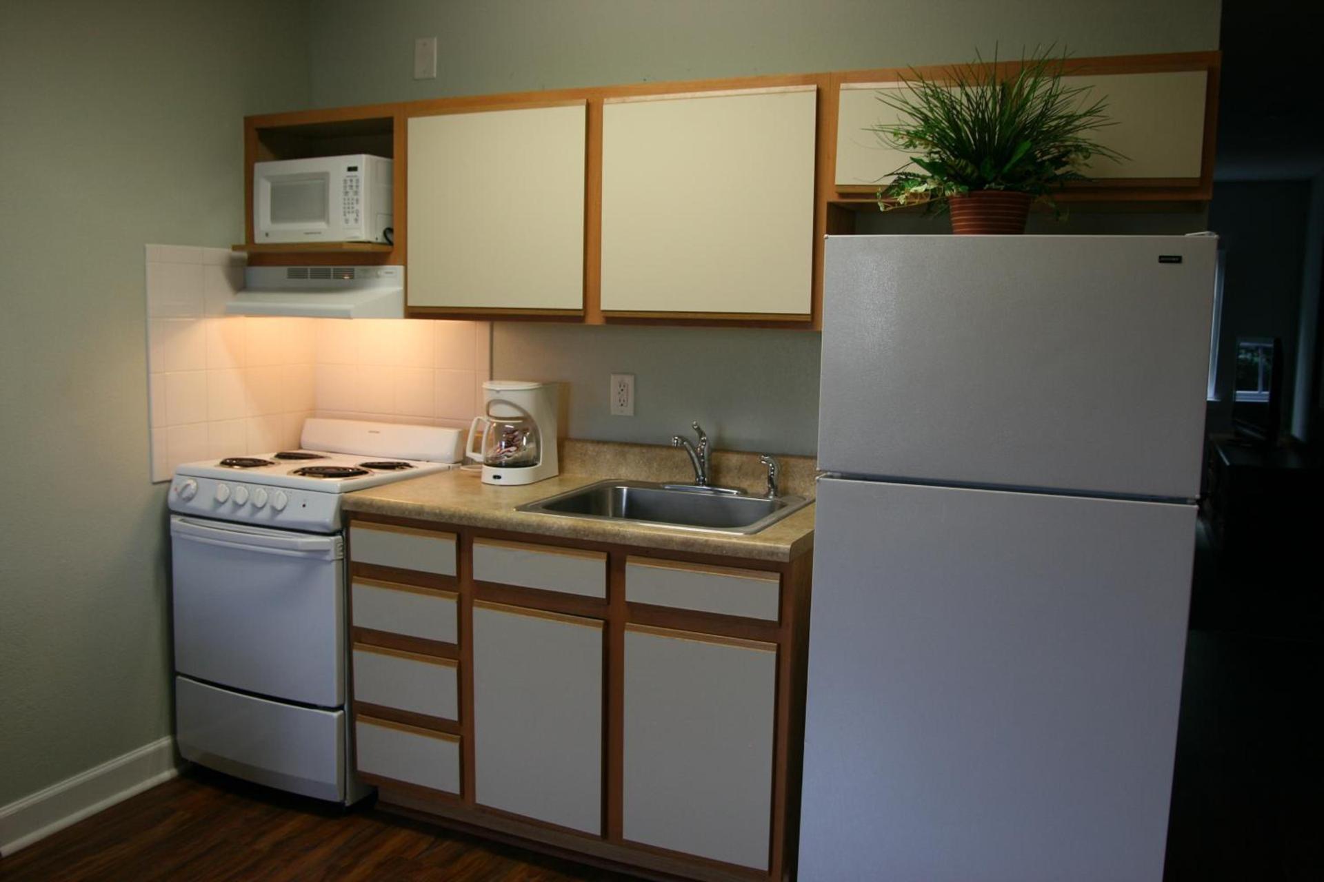 Affordable Suites Jacksonville photo 21