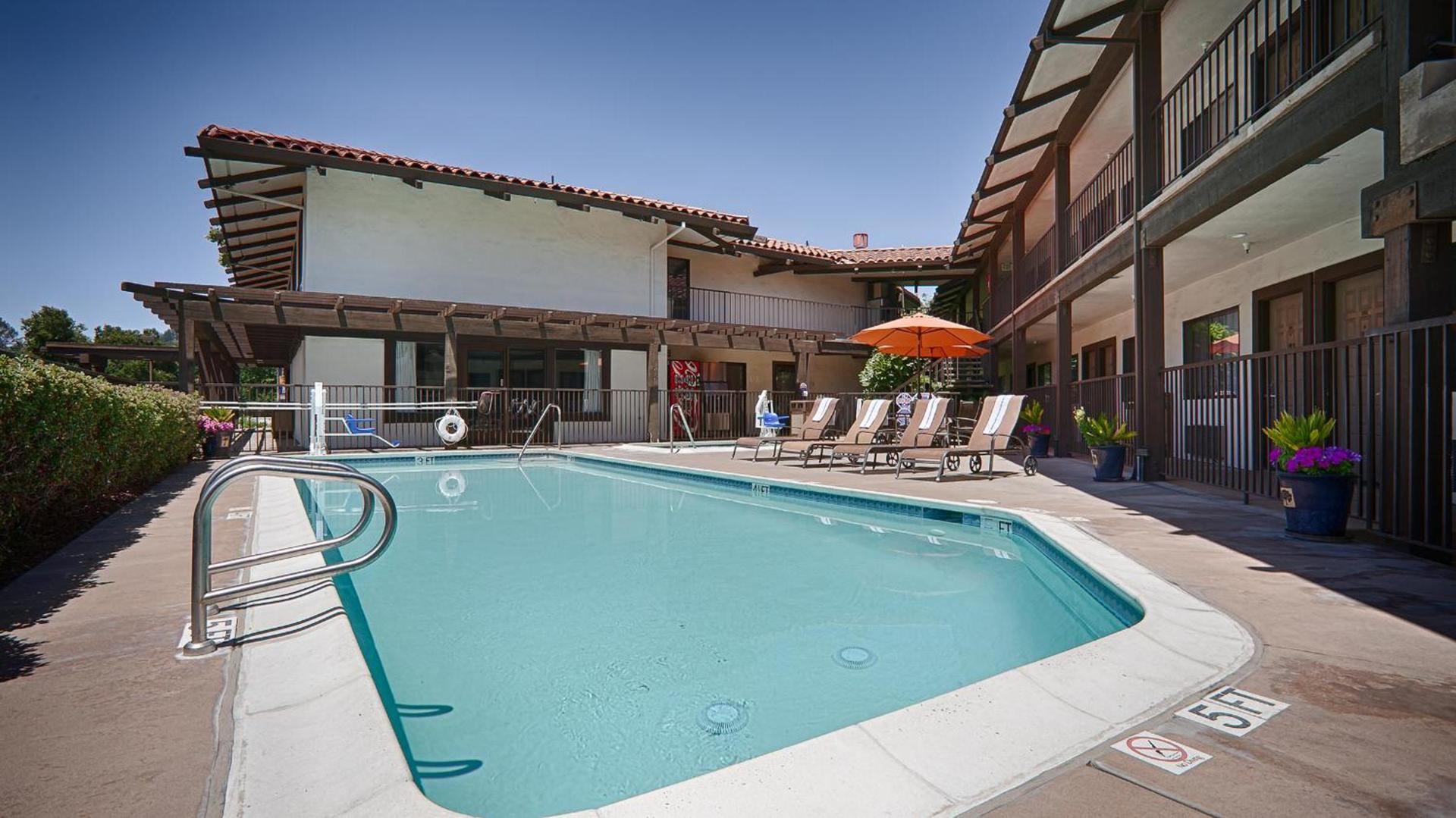 Best Western Plus Inn Scotts Valley photo 49