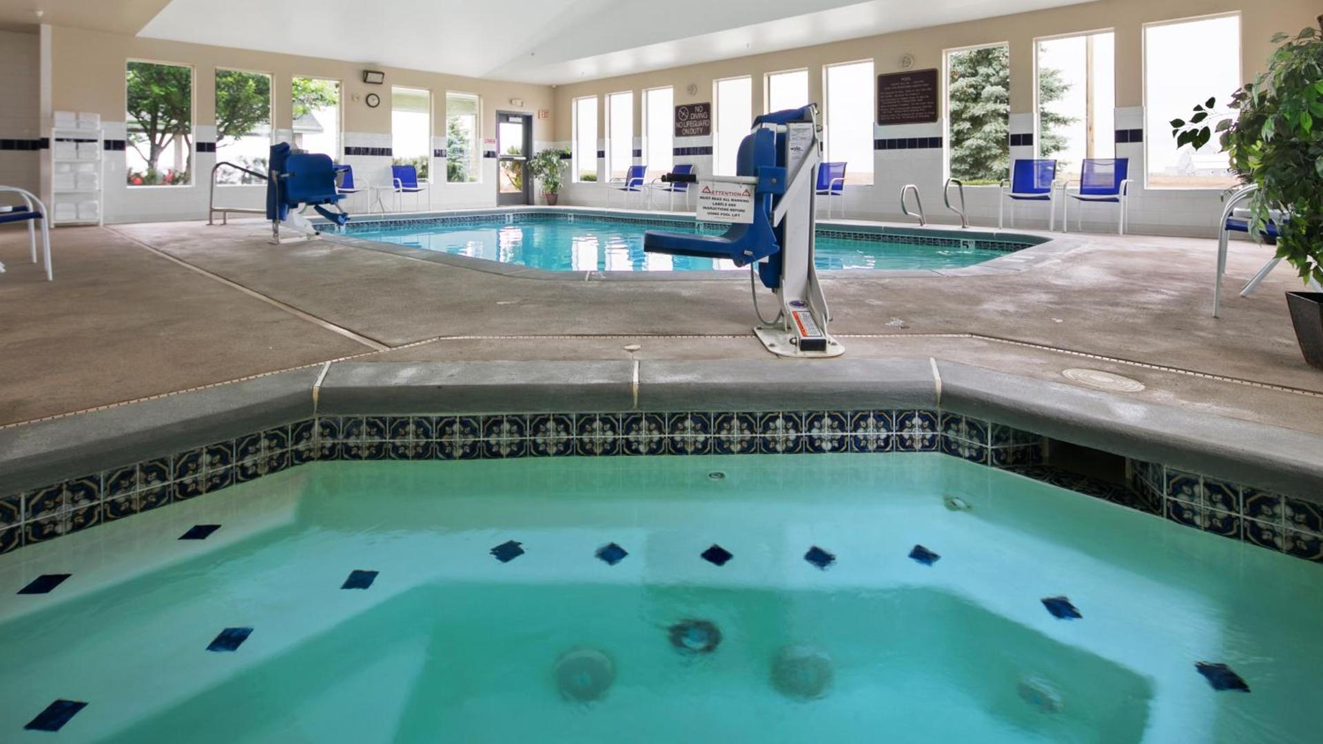 Best Western Bronco Inn photo 37