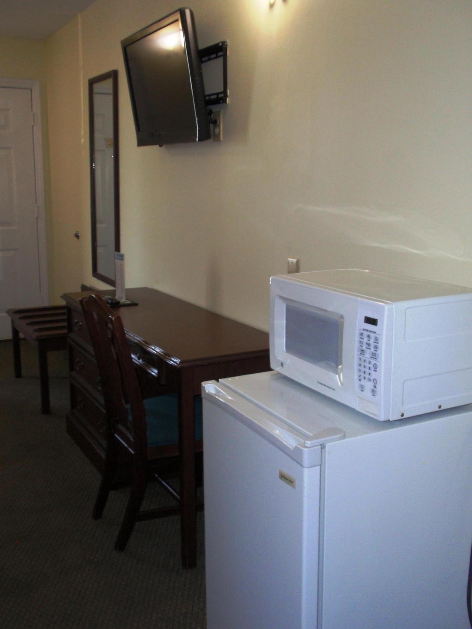 Jameson Inn - Perry photo 29