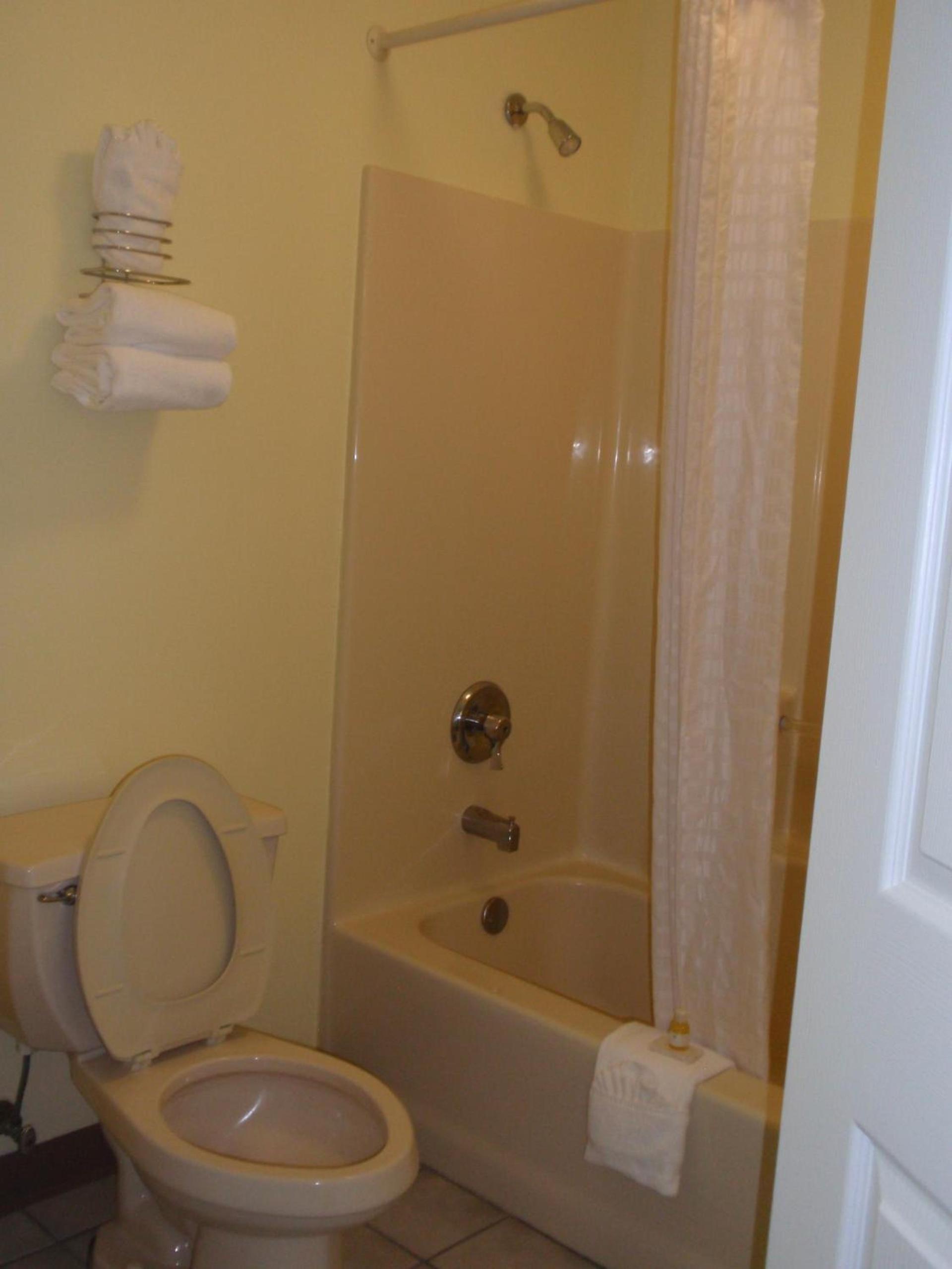 Jameson Inn - Perry photo 33