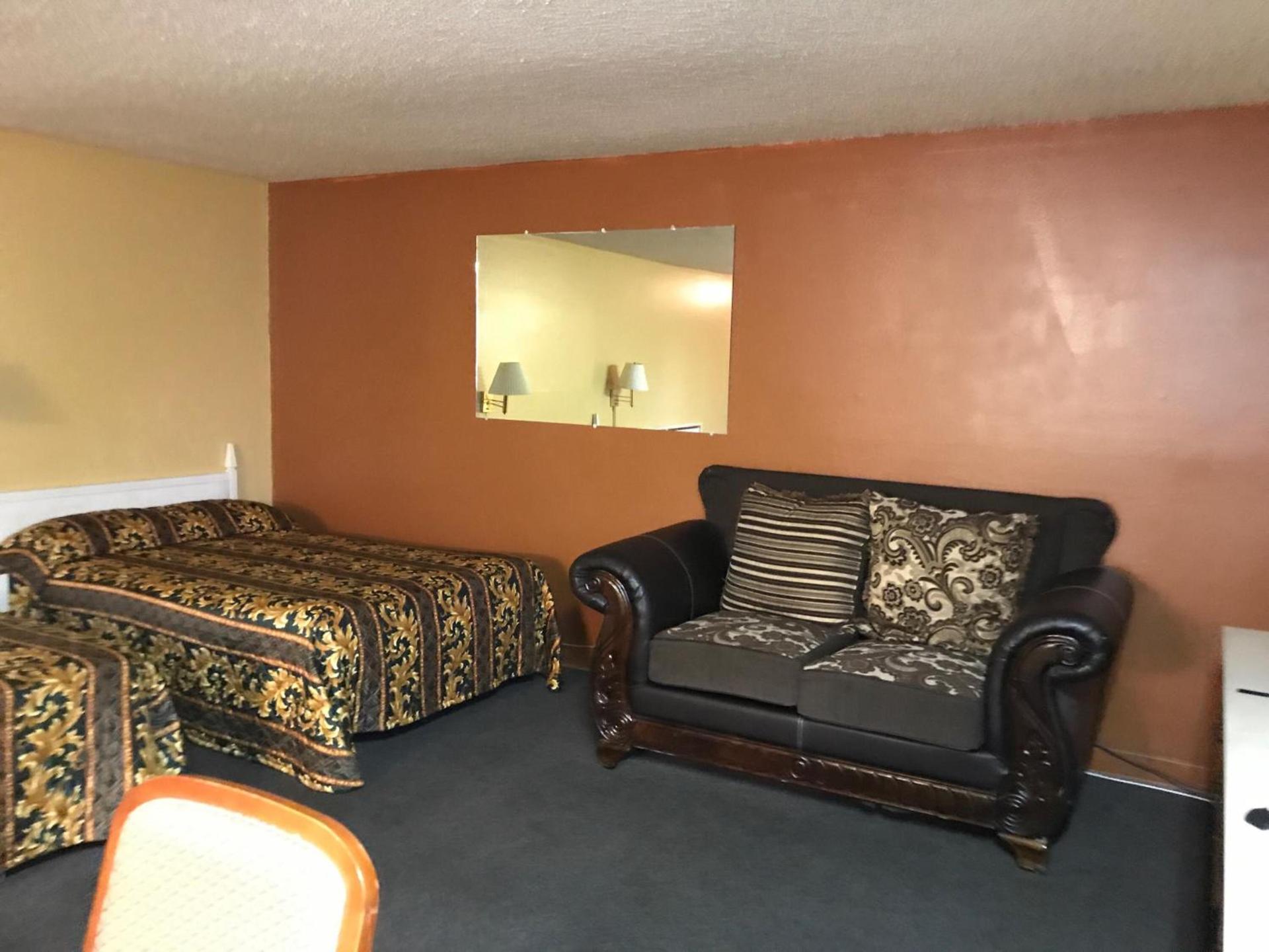 Rodeway Inn Yuma Downtown photo 12