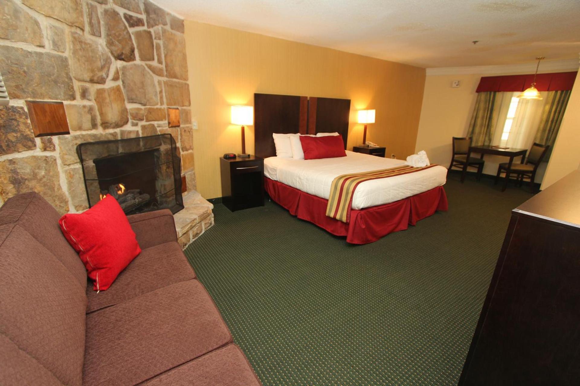 Black Bear Inn & Suites photo 14