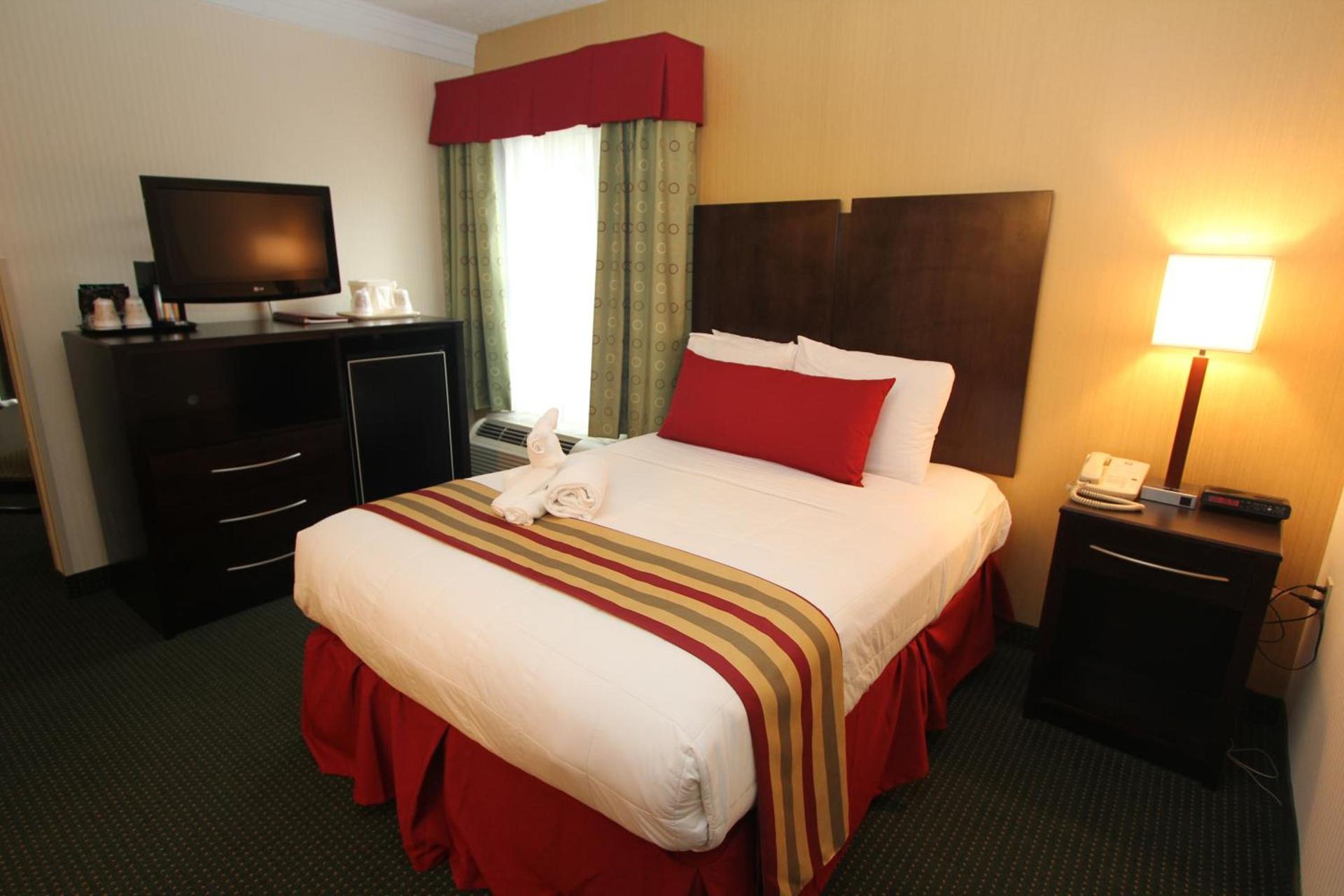 Black Bear Inn & Suites photo 6