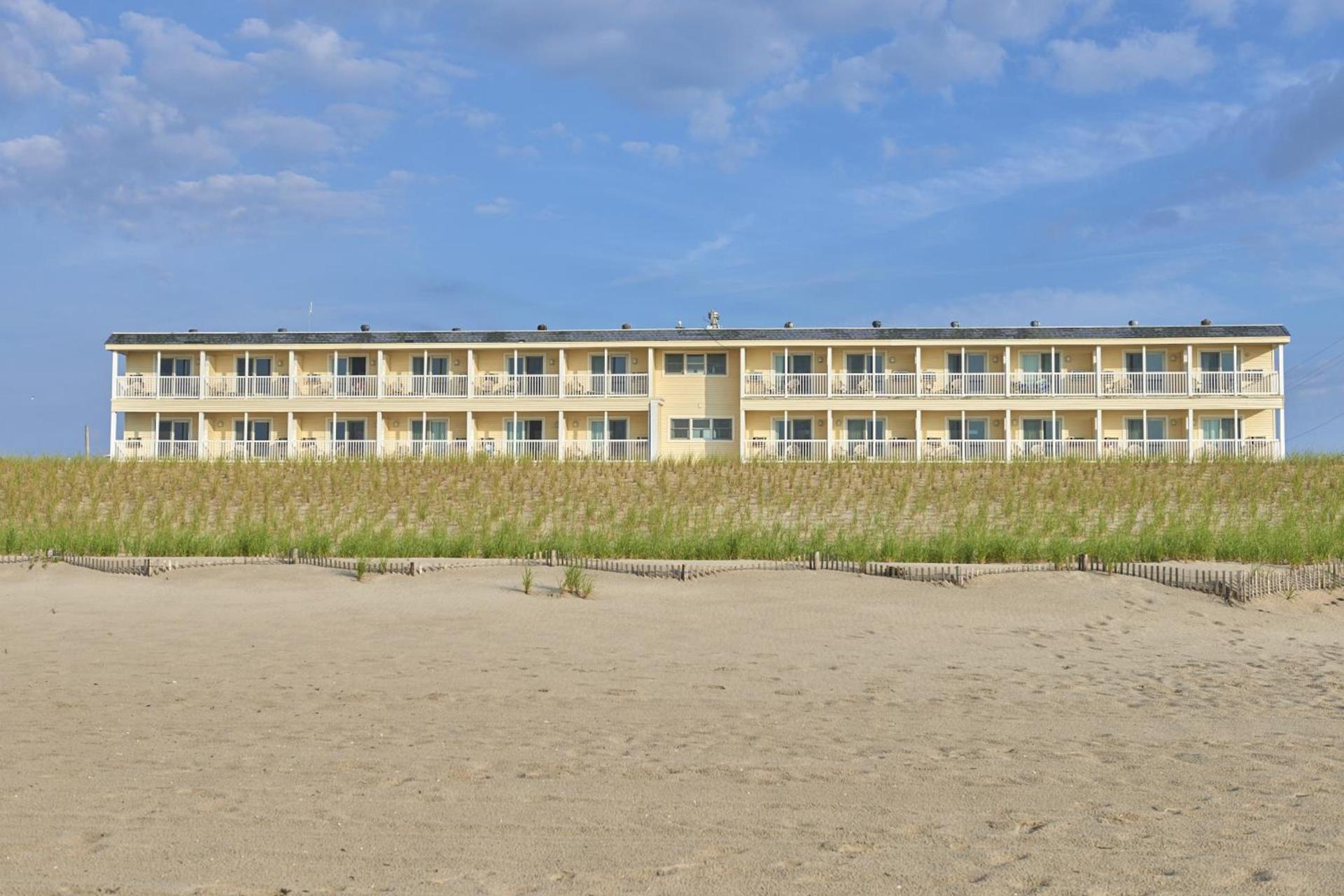 Drifting Sands Oceanfront Hotel photo 1
