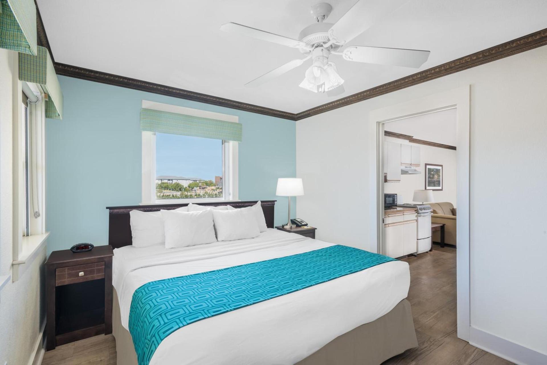 Days Inn by Wyndham Ocean City Oceanfront photo 78