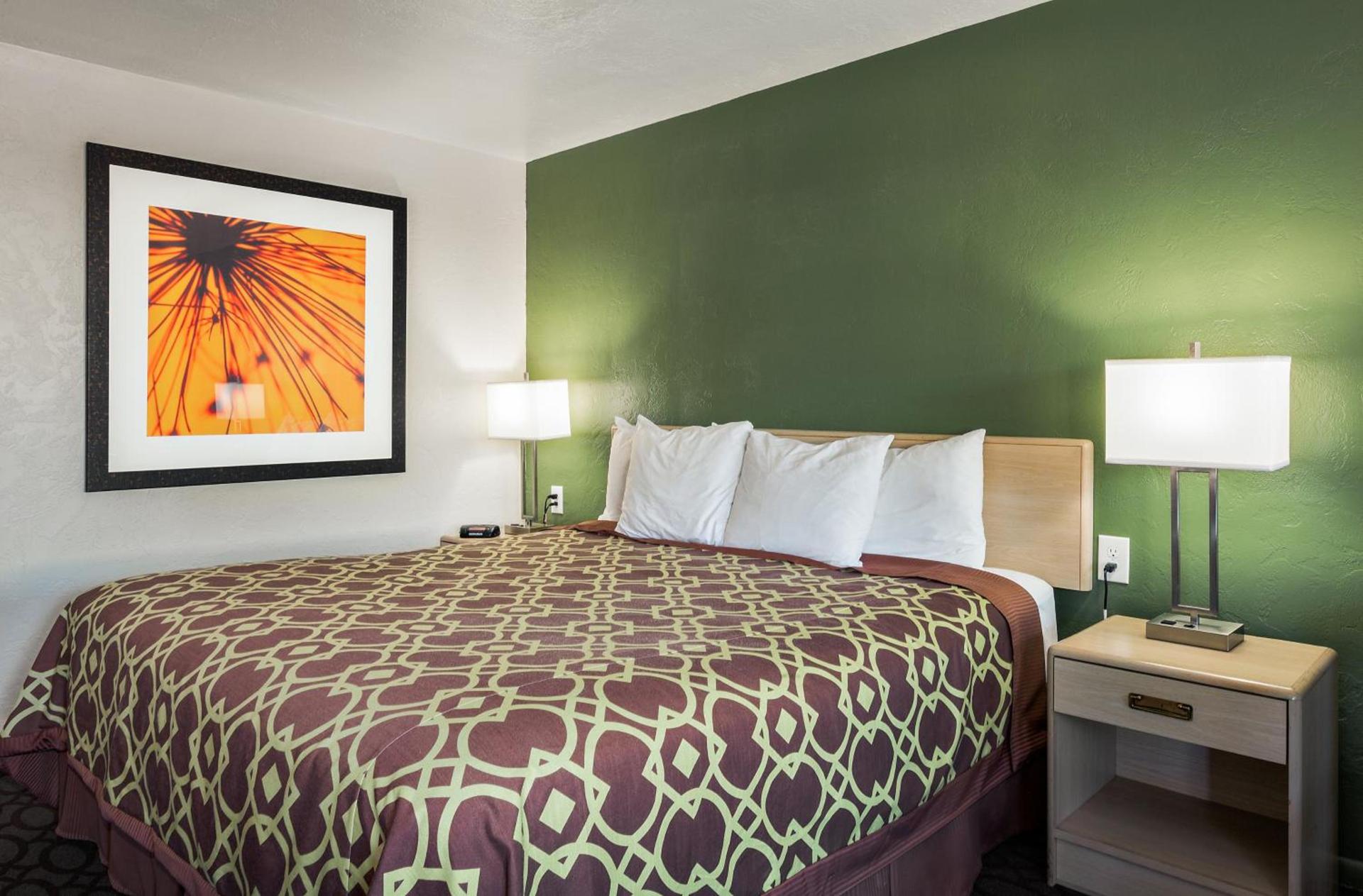 Downtown Inn photo 7