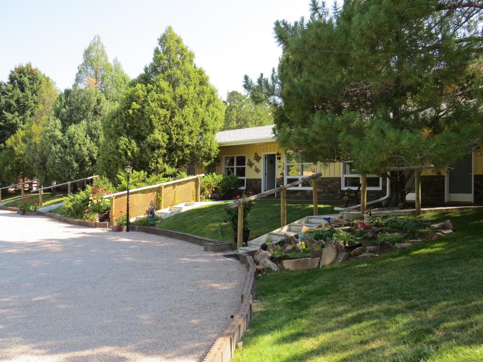 The Pines Country Inn photo 38