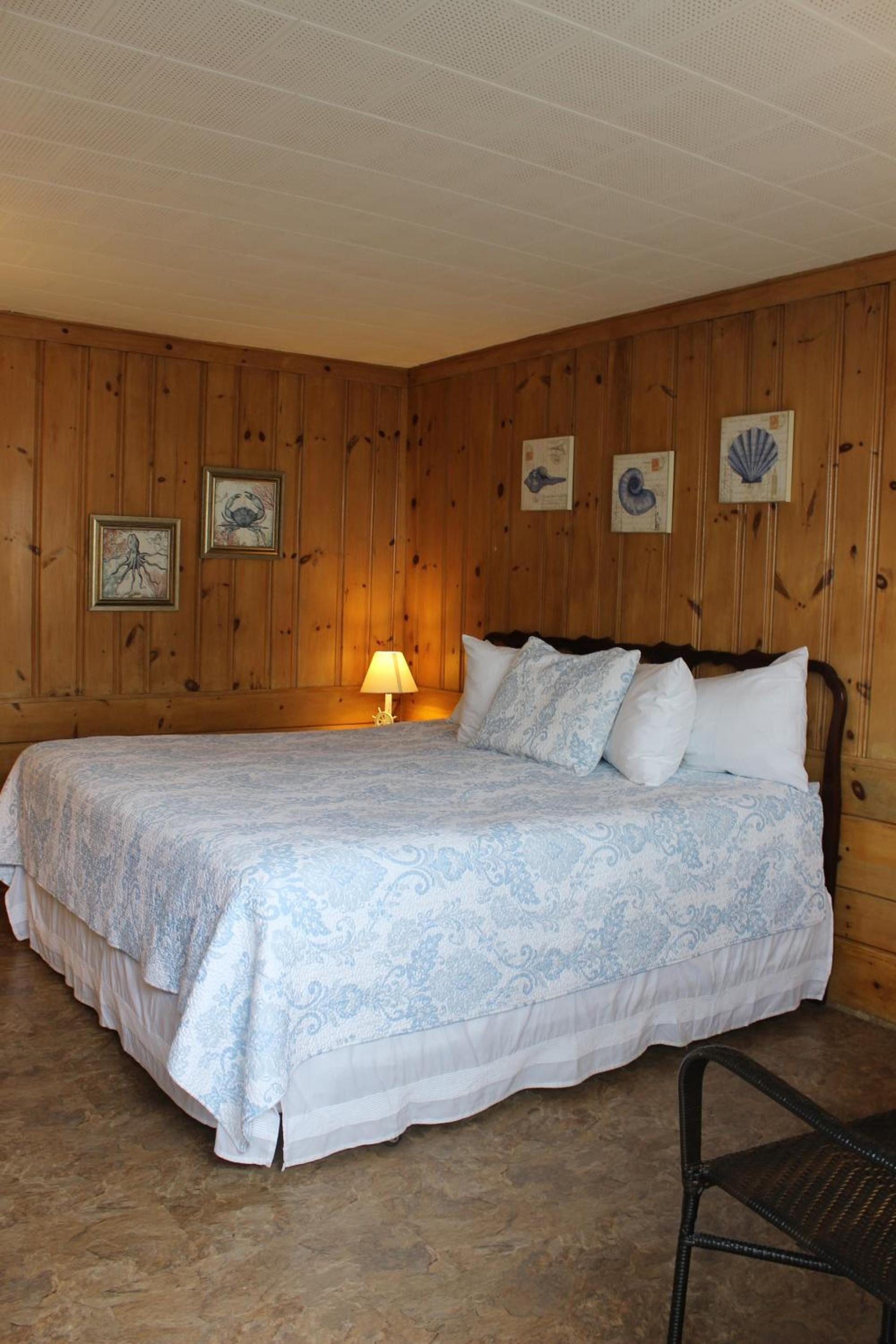 Town & Beach Motel photo 3