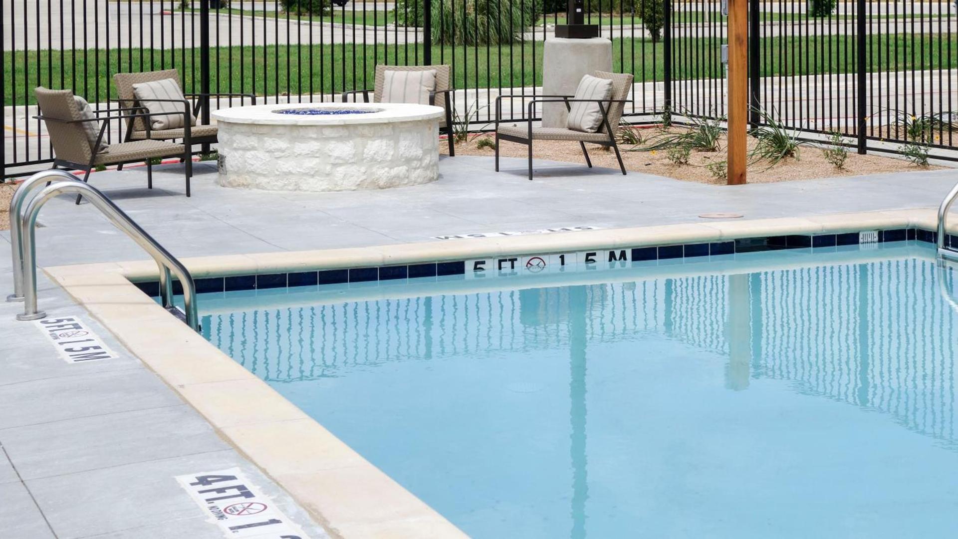 Country Inn & Suites by Radisson, New Braunfels, TX photo 30