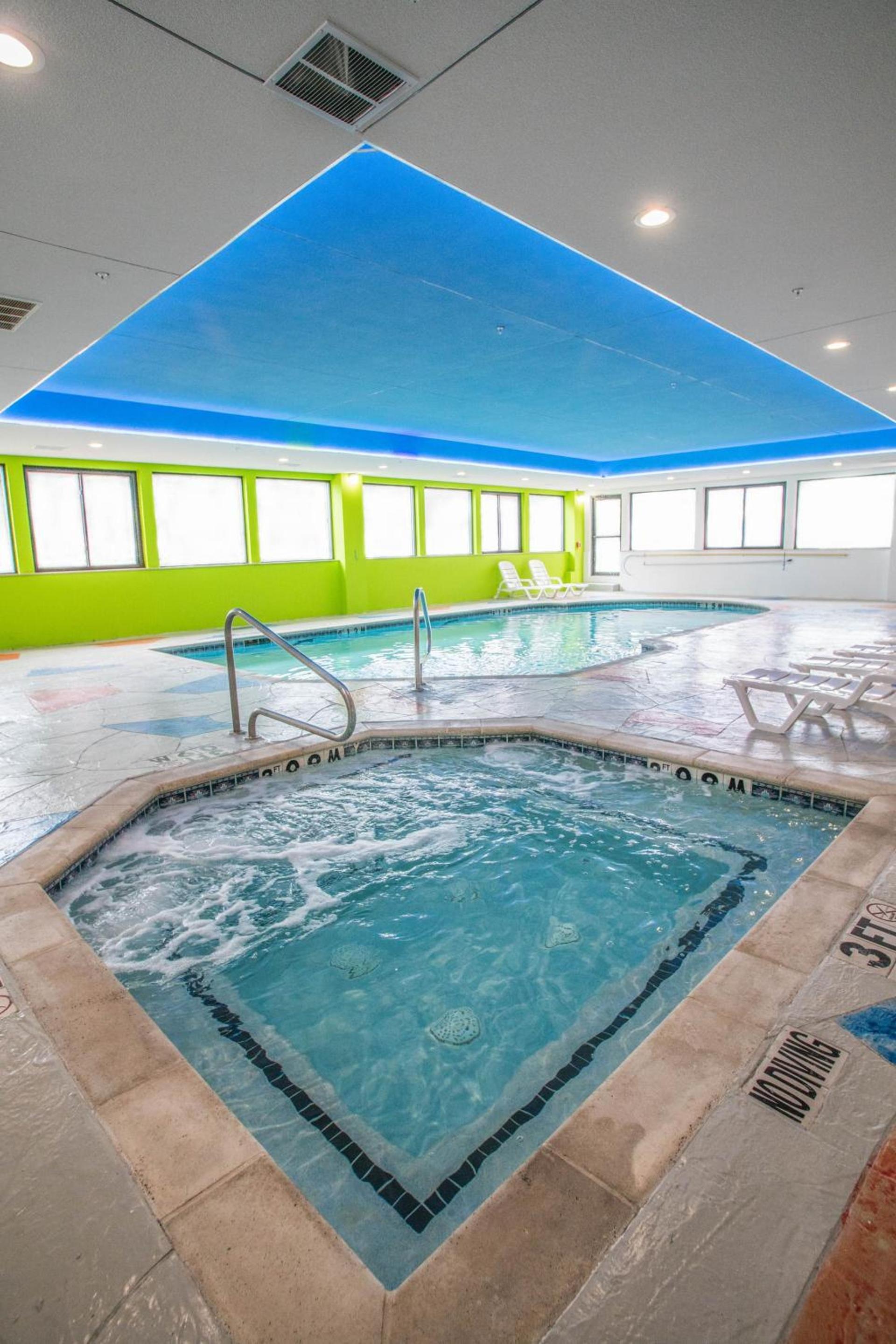 Wingate by Wyndham Dallas Love Field photo 11