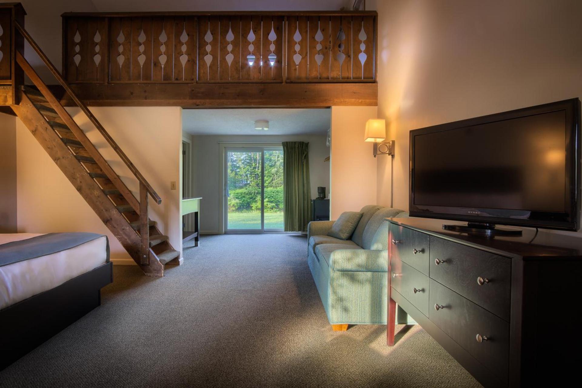 Sun & Ski Inn and Suites photo 34