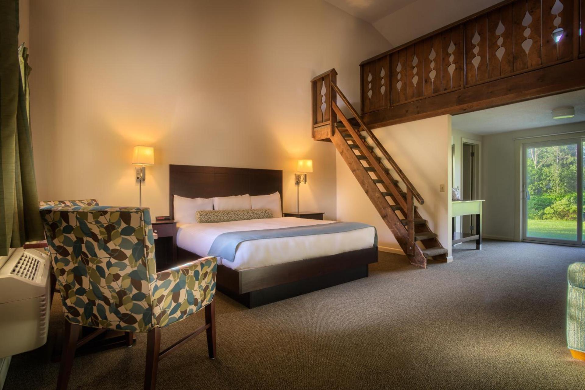 Sun & Ski Inn and Suites photo 3