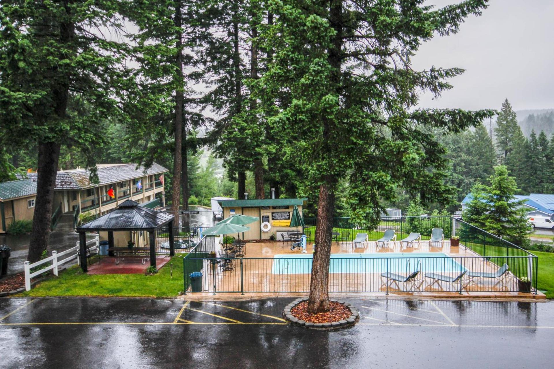 Timbers Motel photo 19