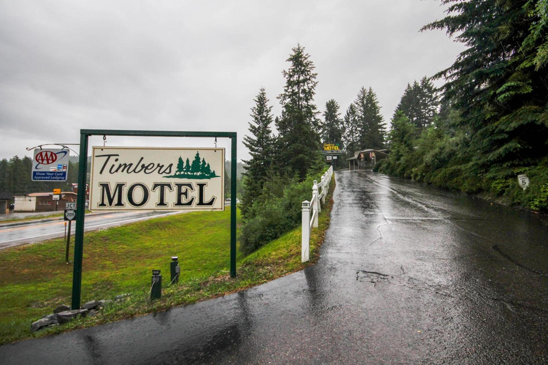 Timbers Motel photo 23