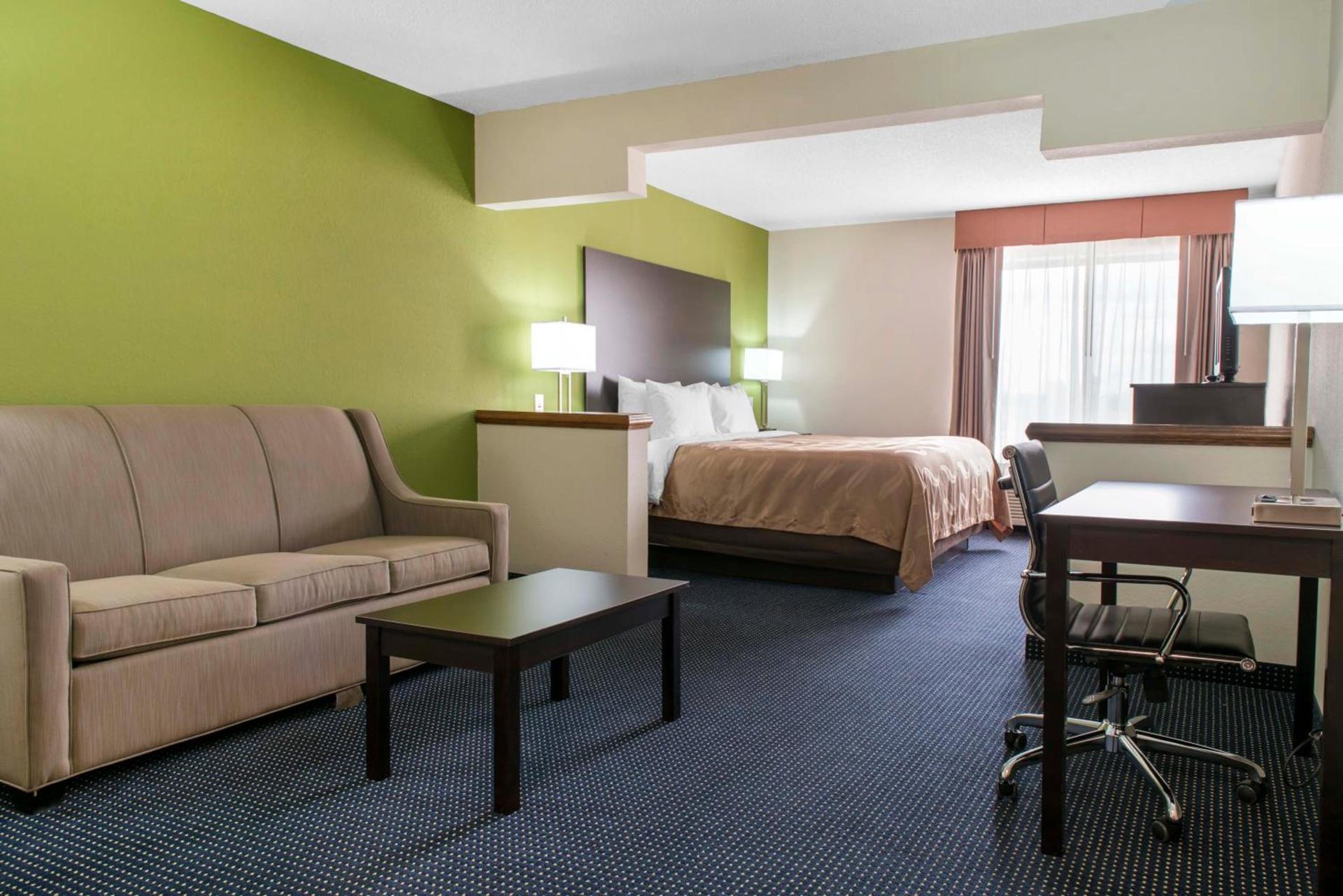 Quality Inn & Suites Anderson I-69 photo 47