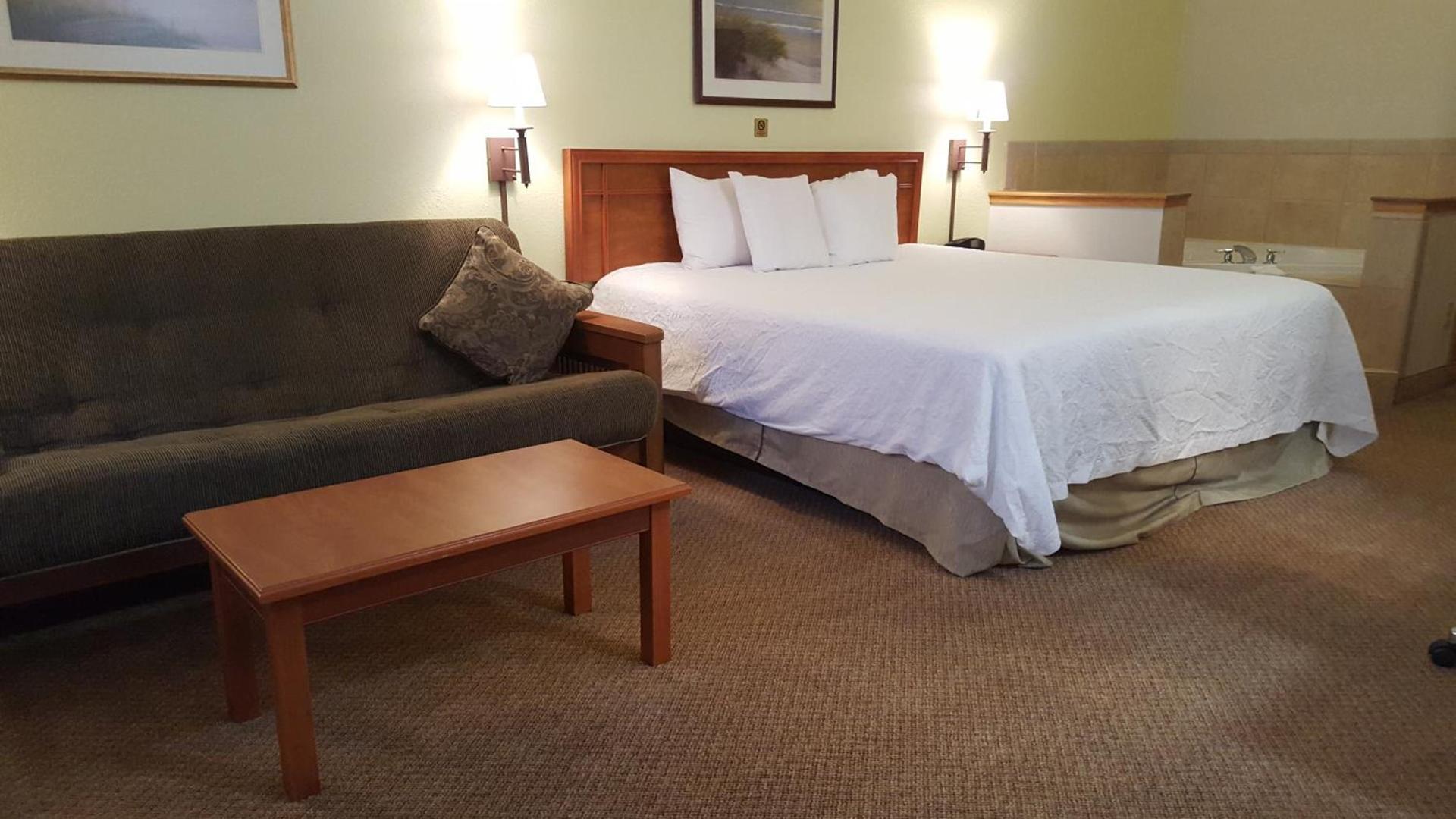 Oceanfront Lodge photo 16