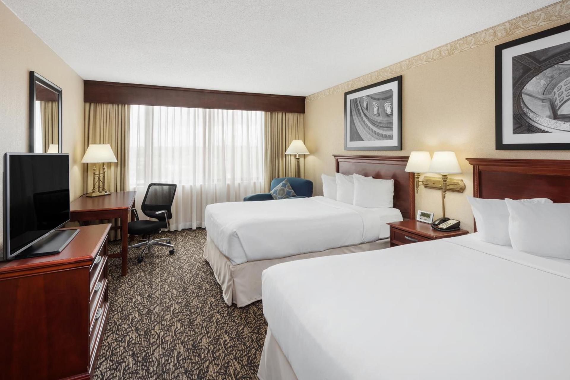 Capitol Plaza Hotel Jefferson City photo 11