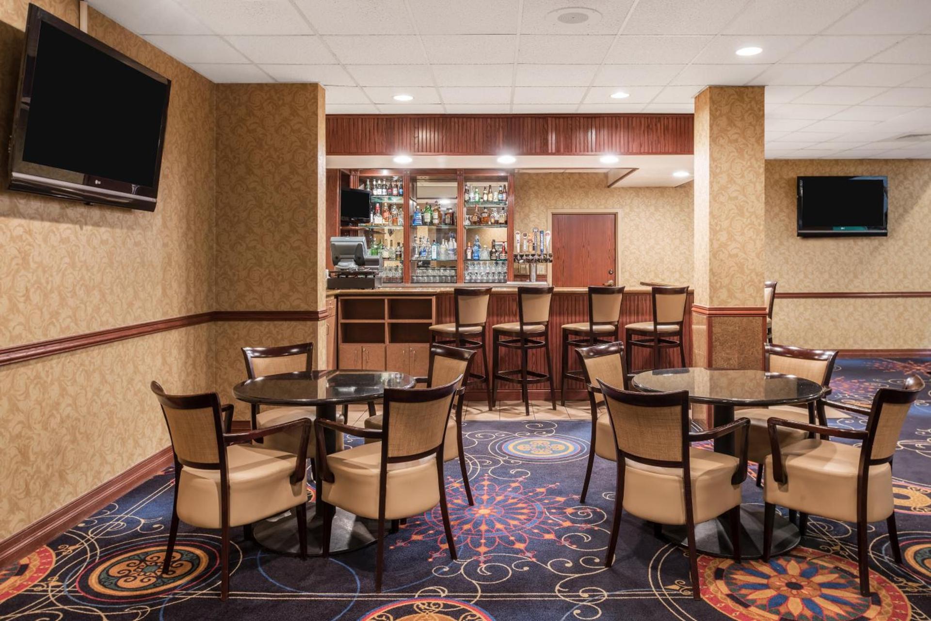 Capitol Plaza Hotel Jefferson City photo 25