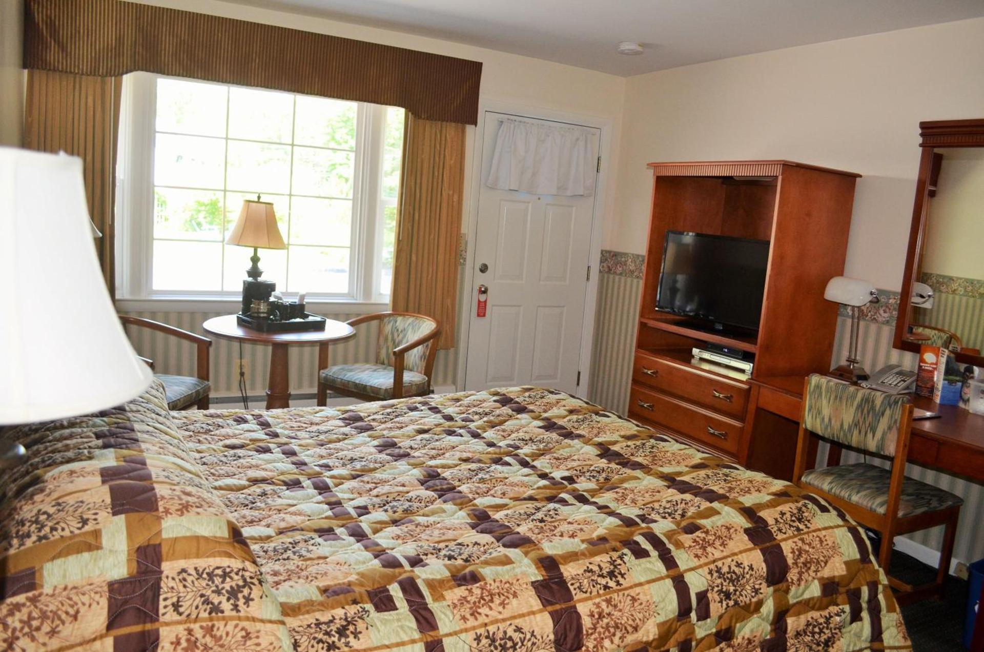 Maple Terrace Motel photo 58
