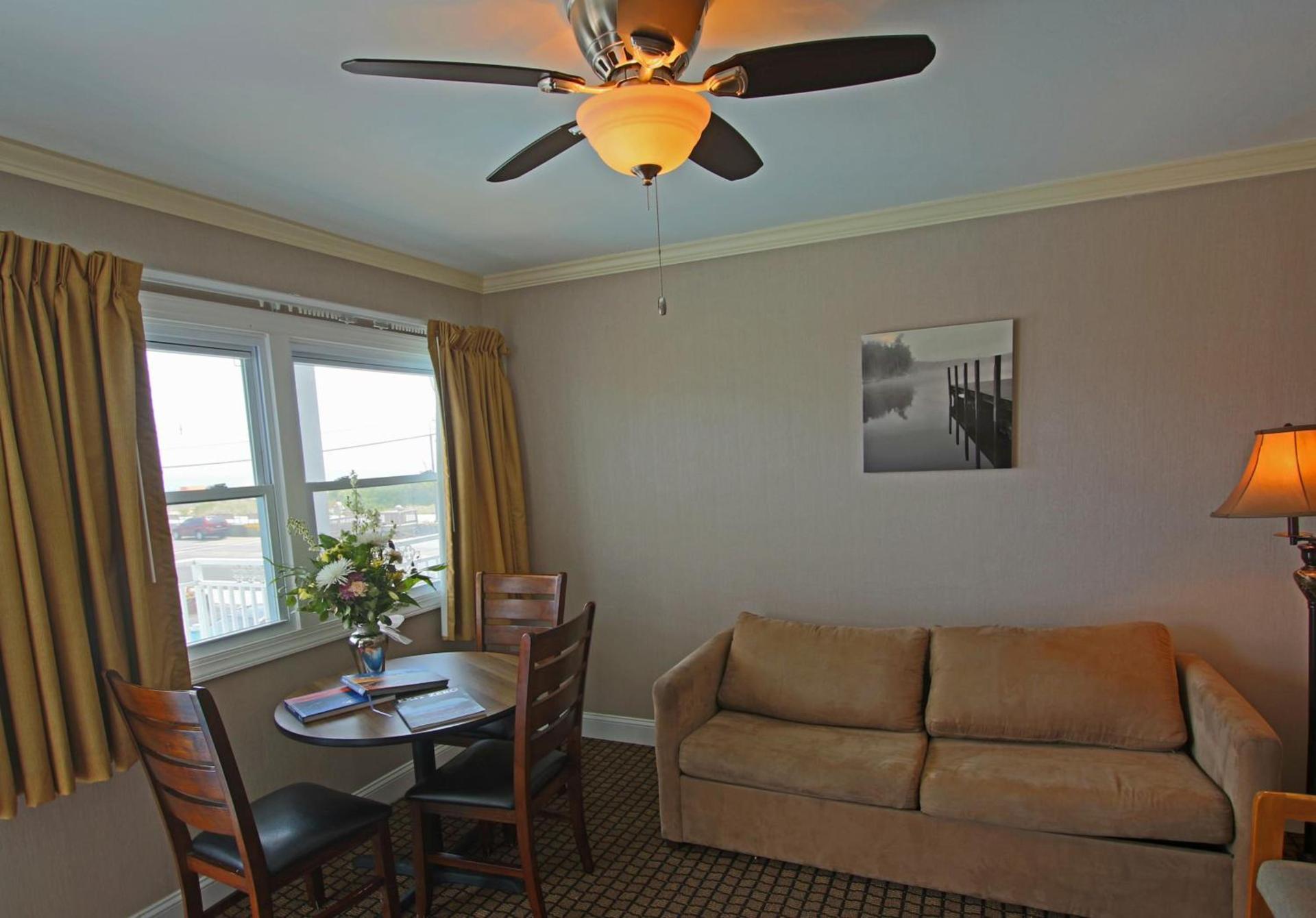 Colton Court Motor Inn photo 8