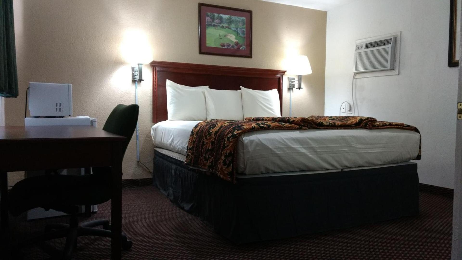 Budget Inn Hamilton photo 9