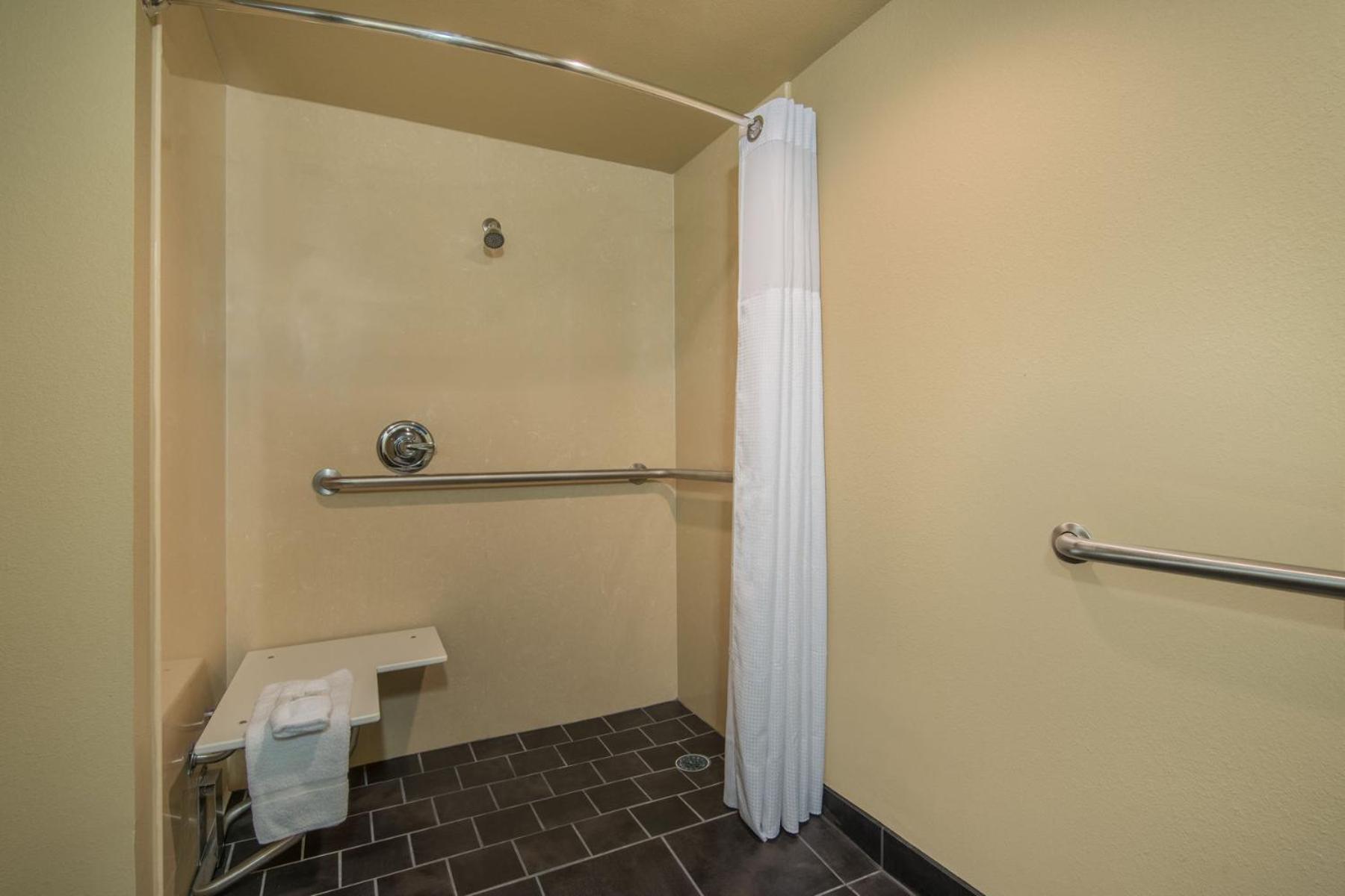 Wyndham Garden Texarkana photo 10