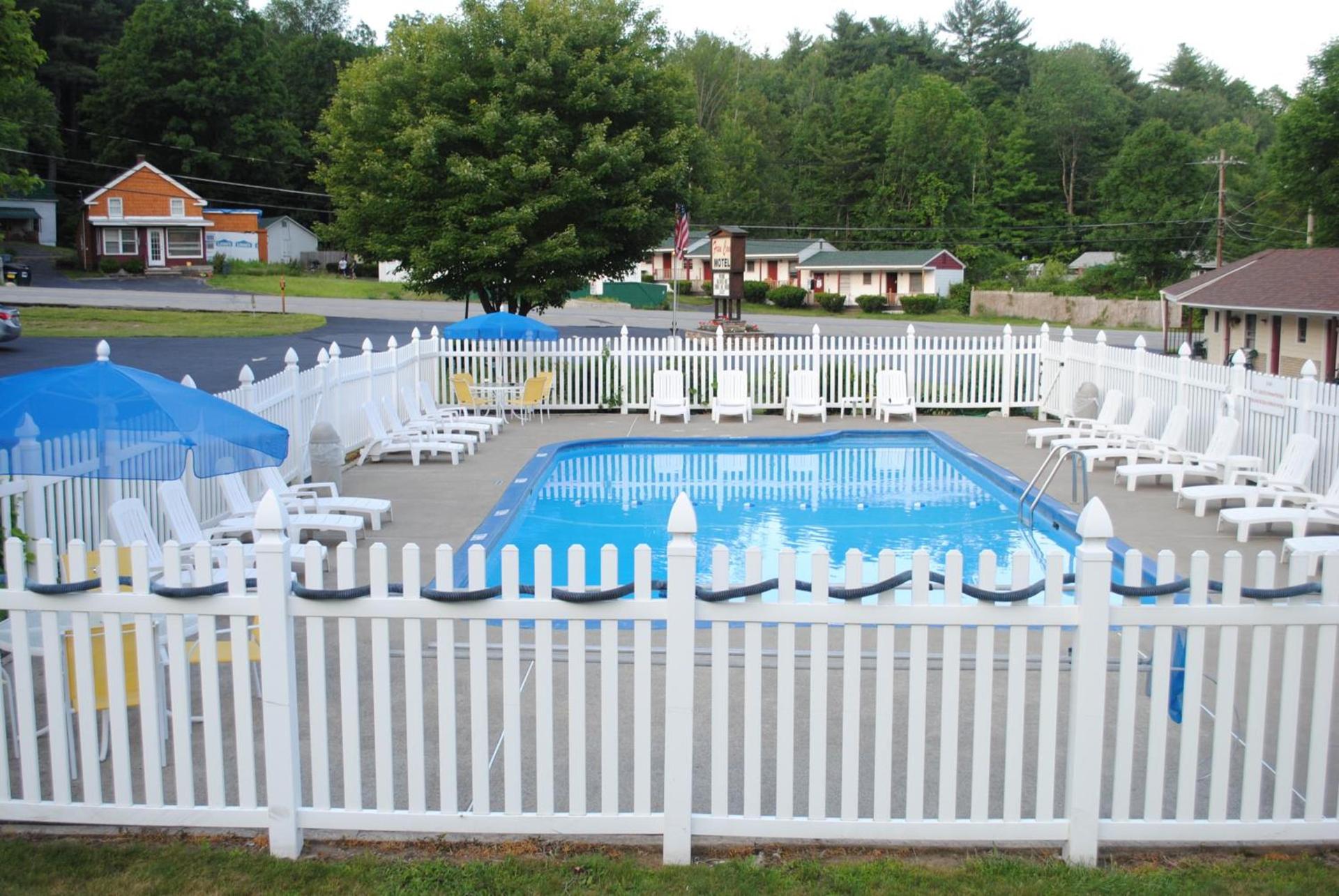 Fran Cove Motel photo 45
