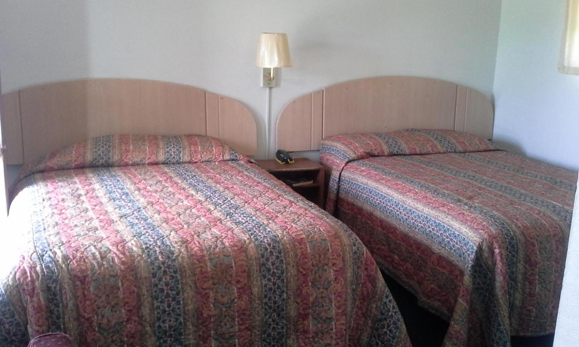 Relax Inn Ranger photo 12